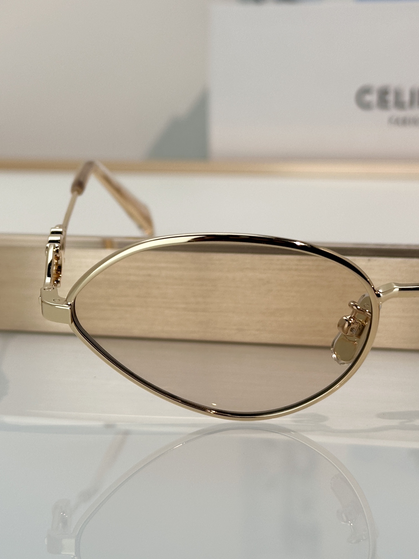 Designer Sunglasses CL40354U