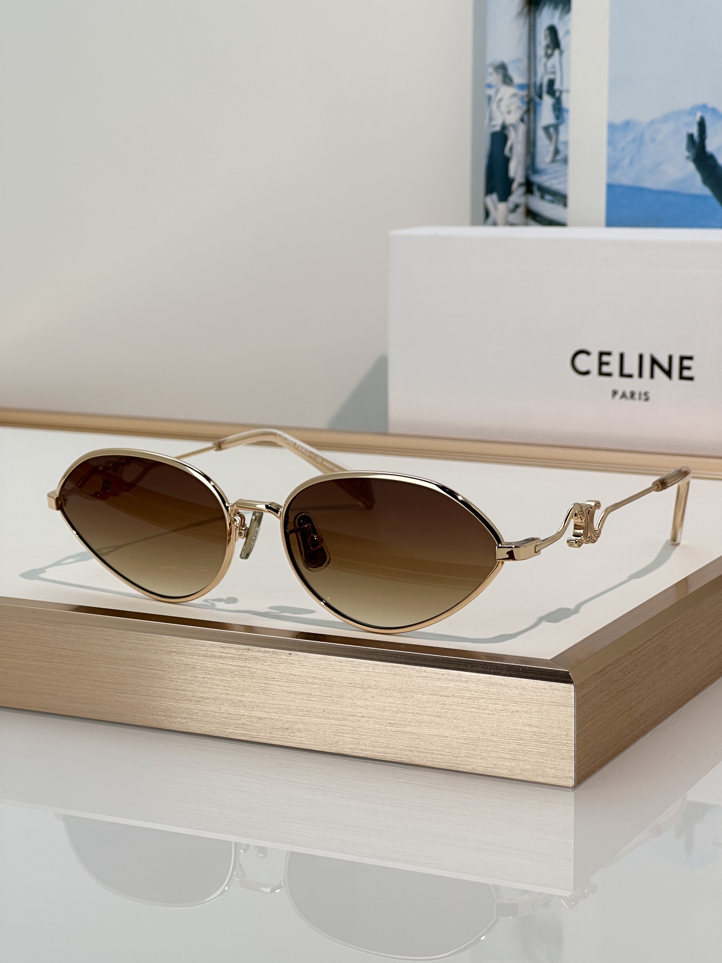 Designer Sunglasses CL40354U
