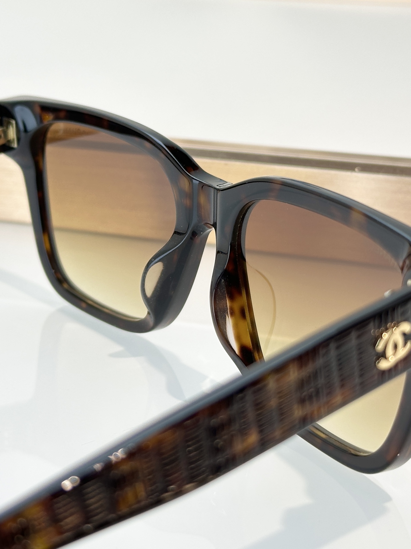 Chanel Sunglasses CH3513