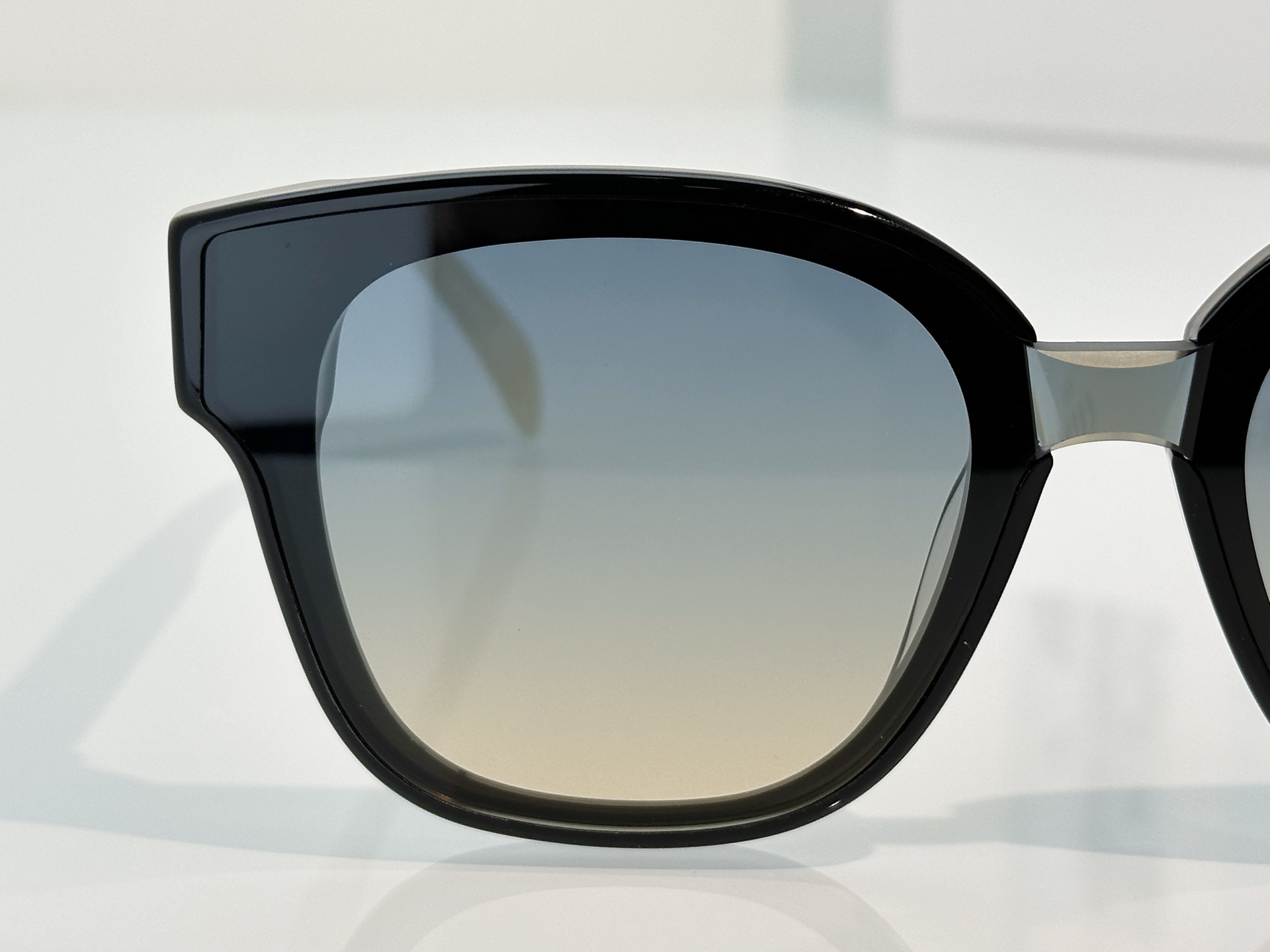 Designer Sunglasses CL42094U