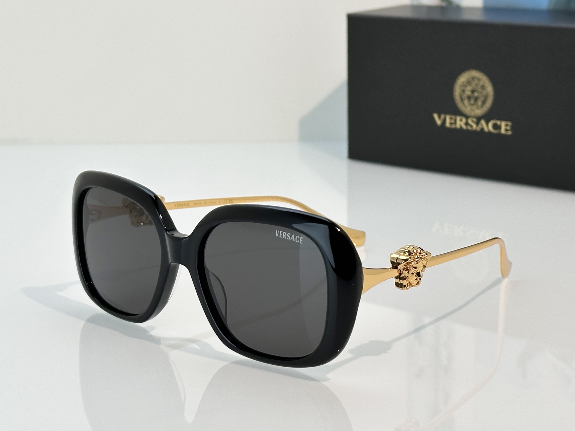 Designer Sunglasses VE1875