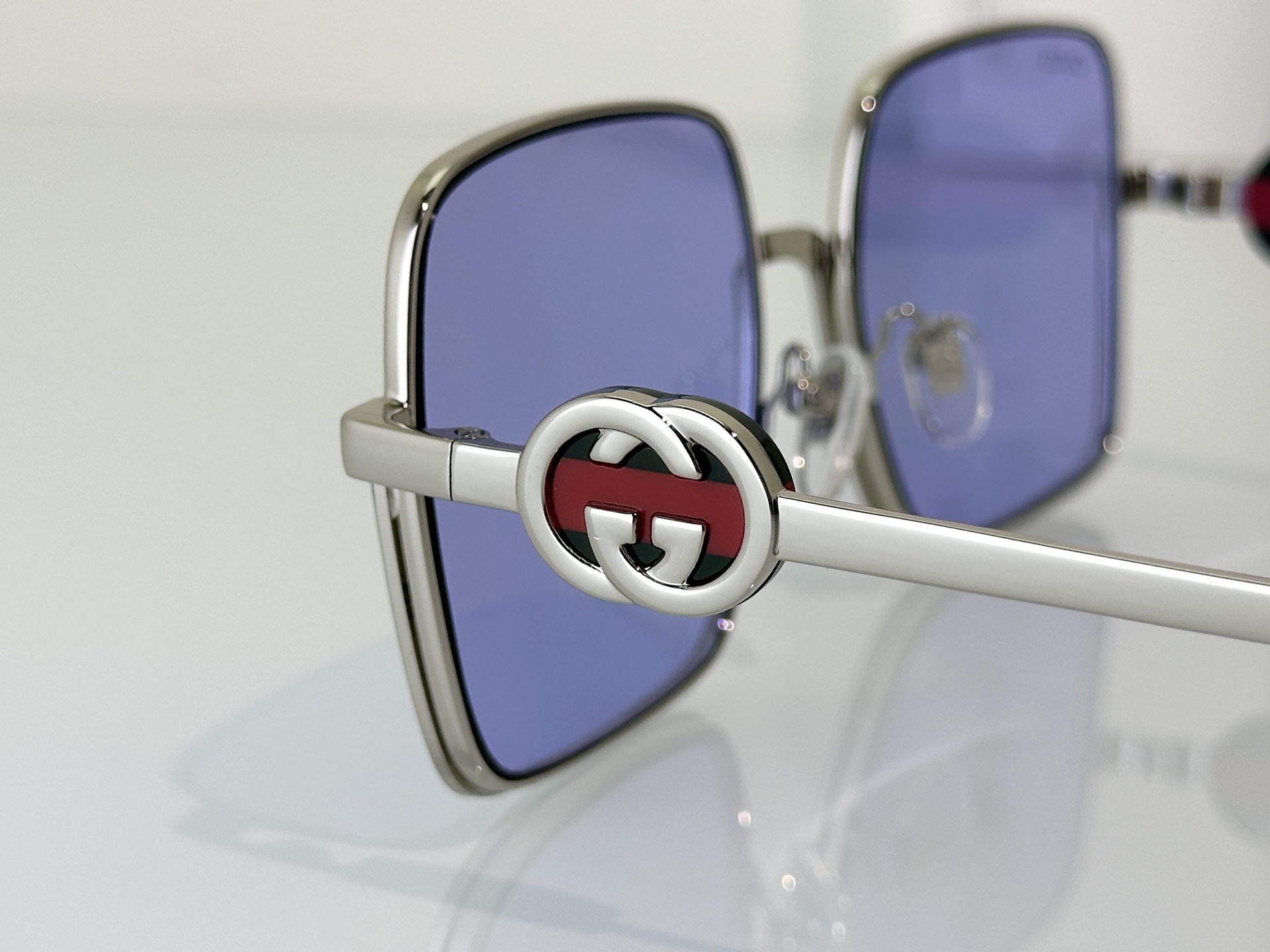 Gucci Sunglasses GG7235