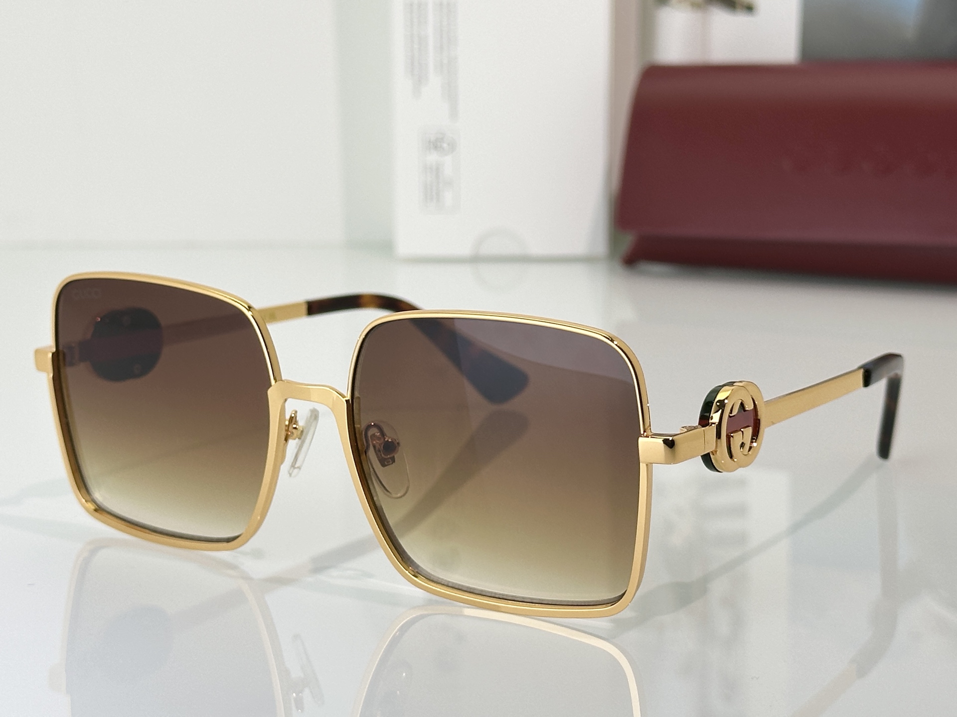 Gucci Sunglasses GG7235