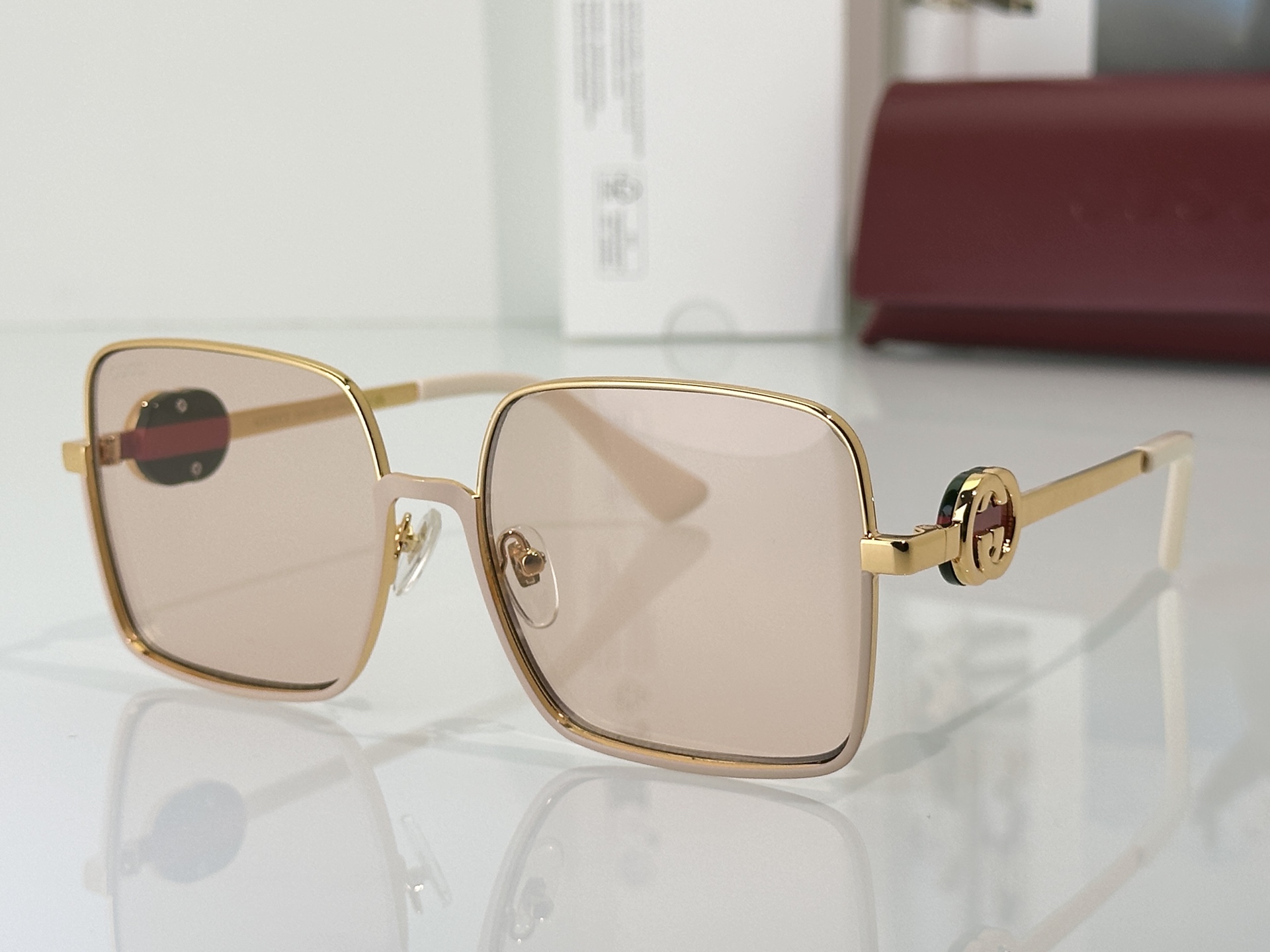 Gucci Sunglasses GG7235