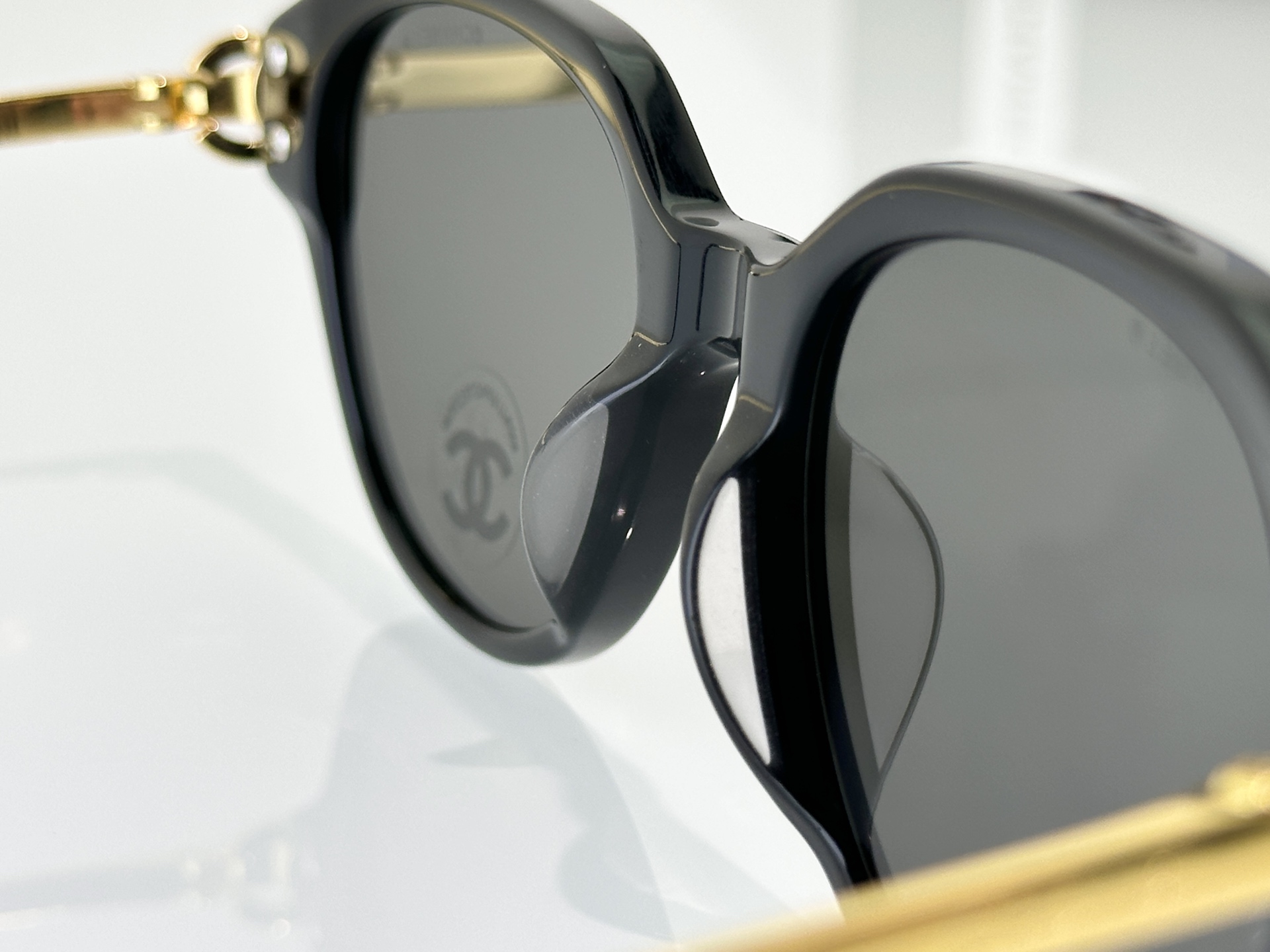 Chanel Sunglasses CH3515