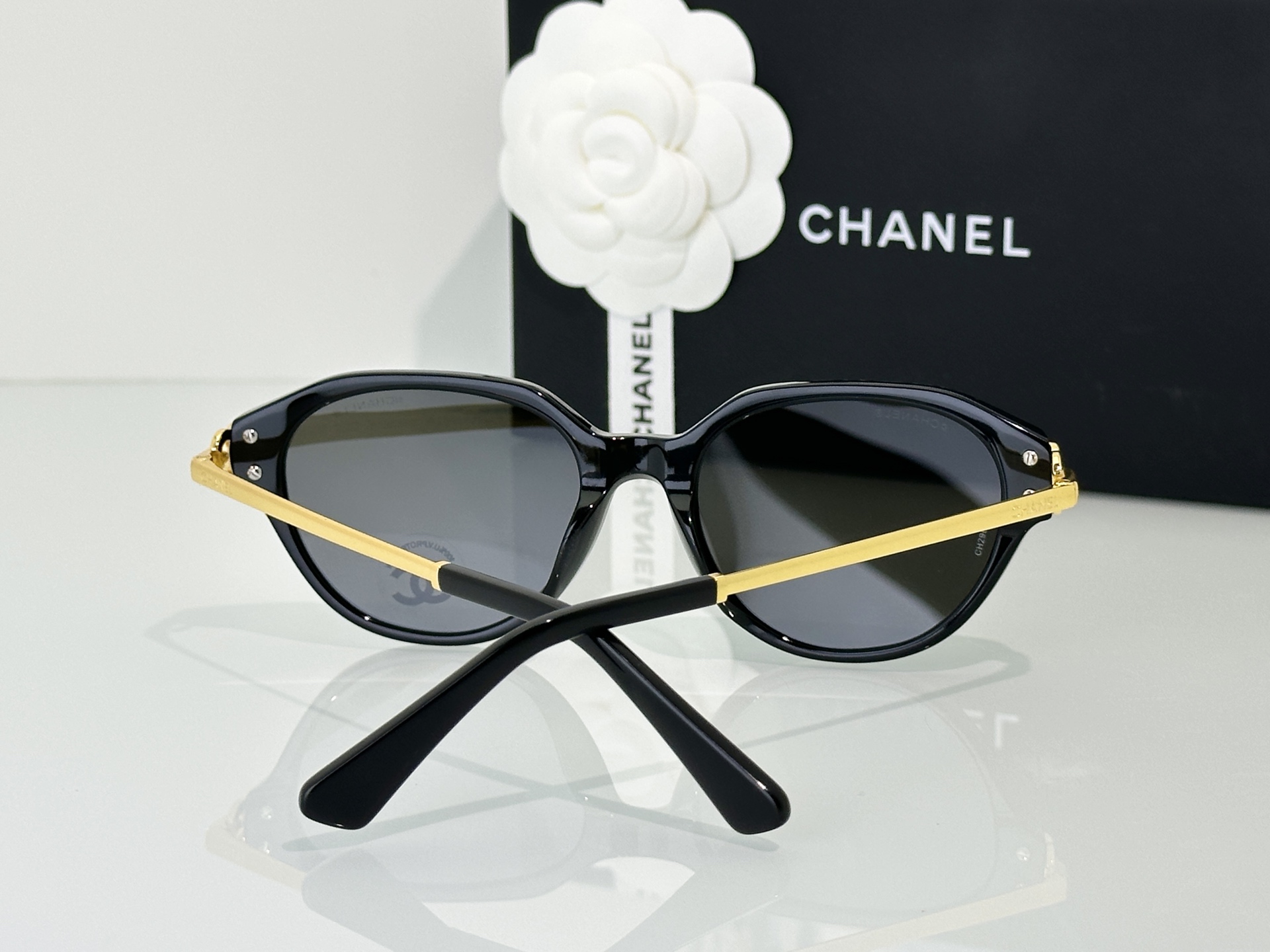 Chanel Sunglasses CH3515