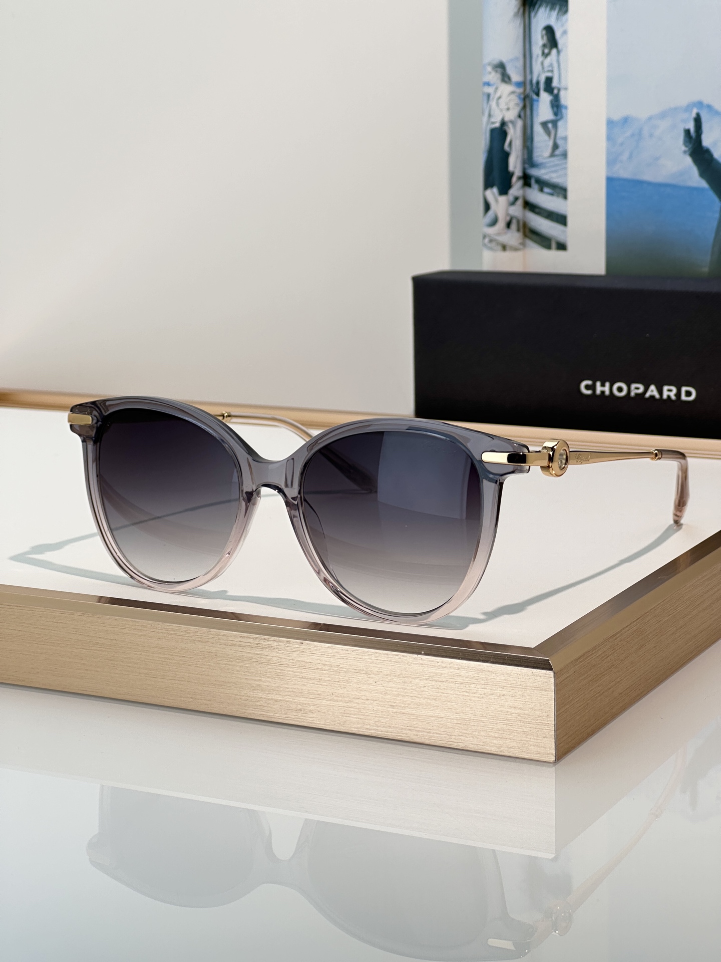 Designer Sunglasses SCH366S