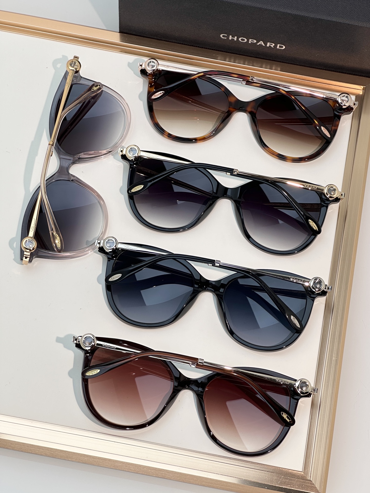 Designer Sunglasses SCH366S