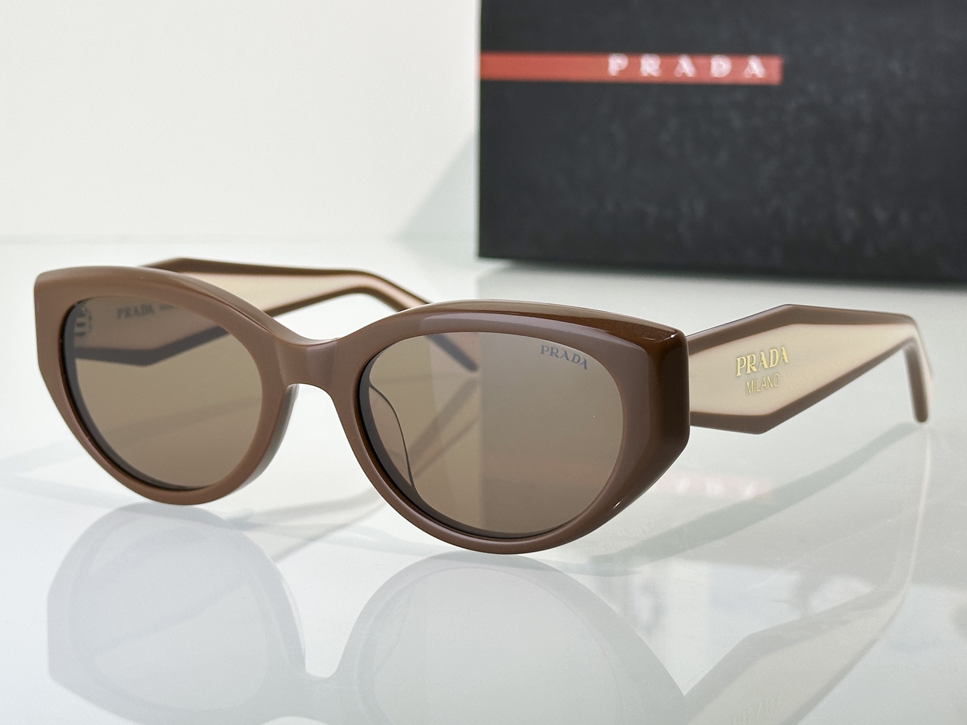 Prada Sunglasses PR33S