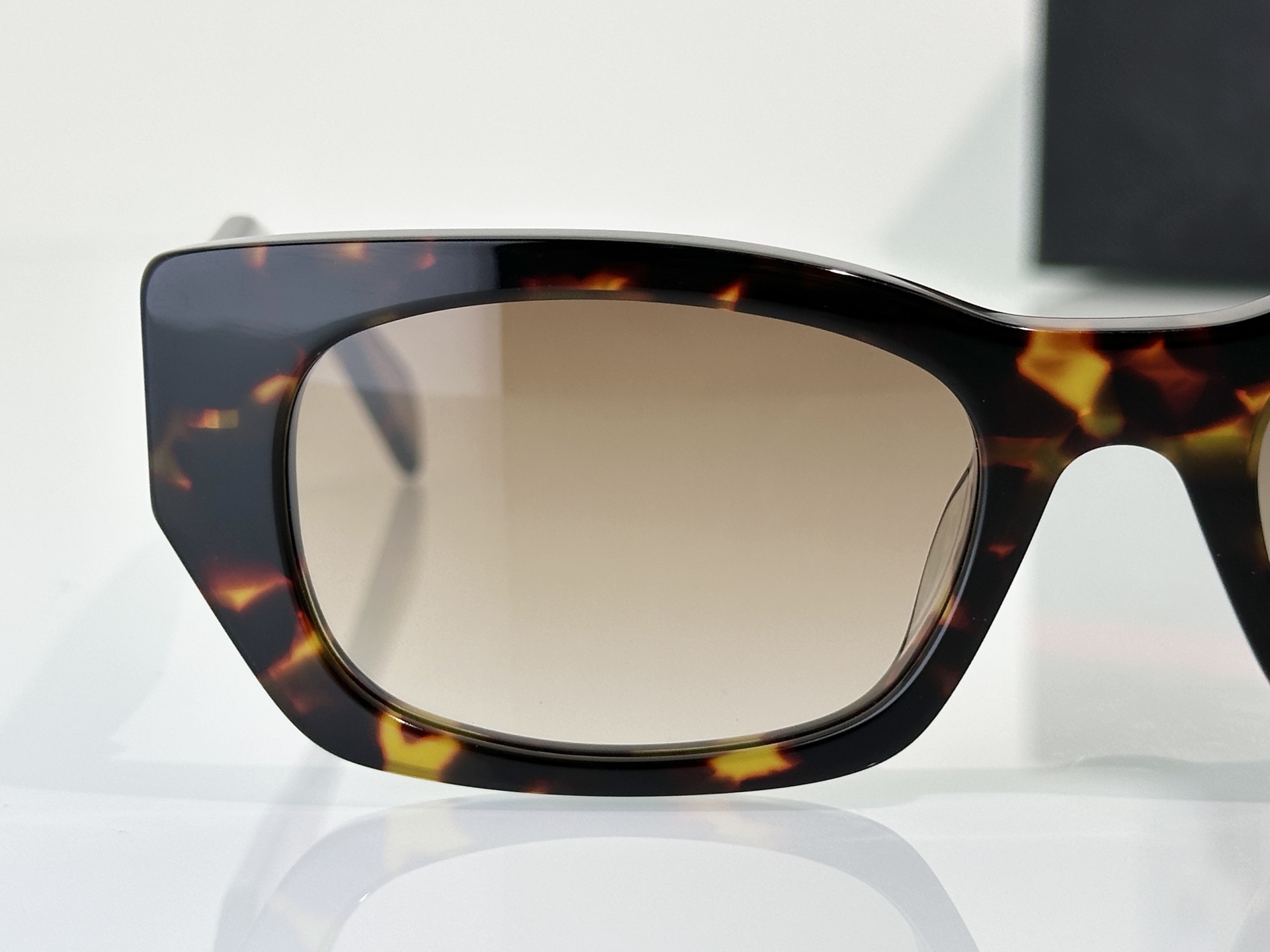 Prada Sunglasses PRB05S