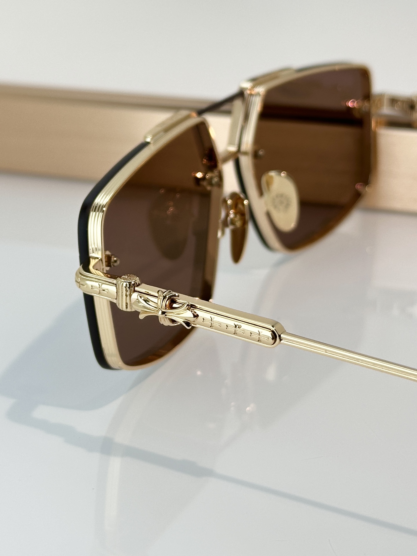 Designer Sunglasses LOVEROD