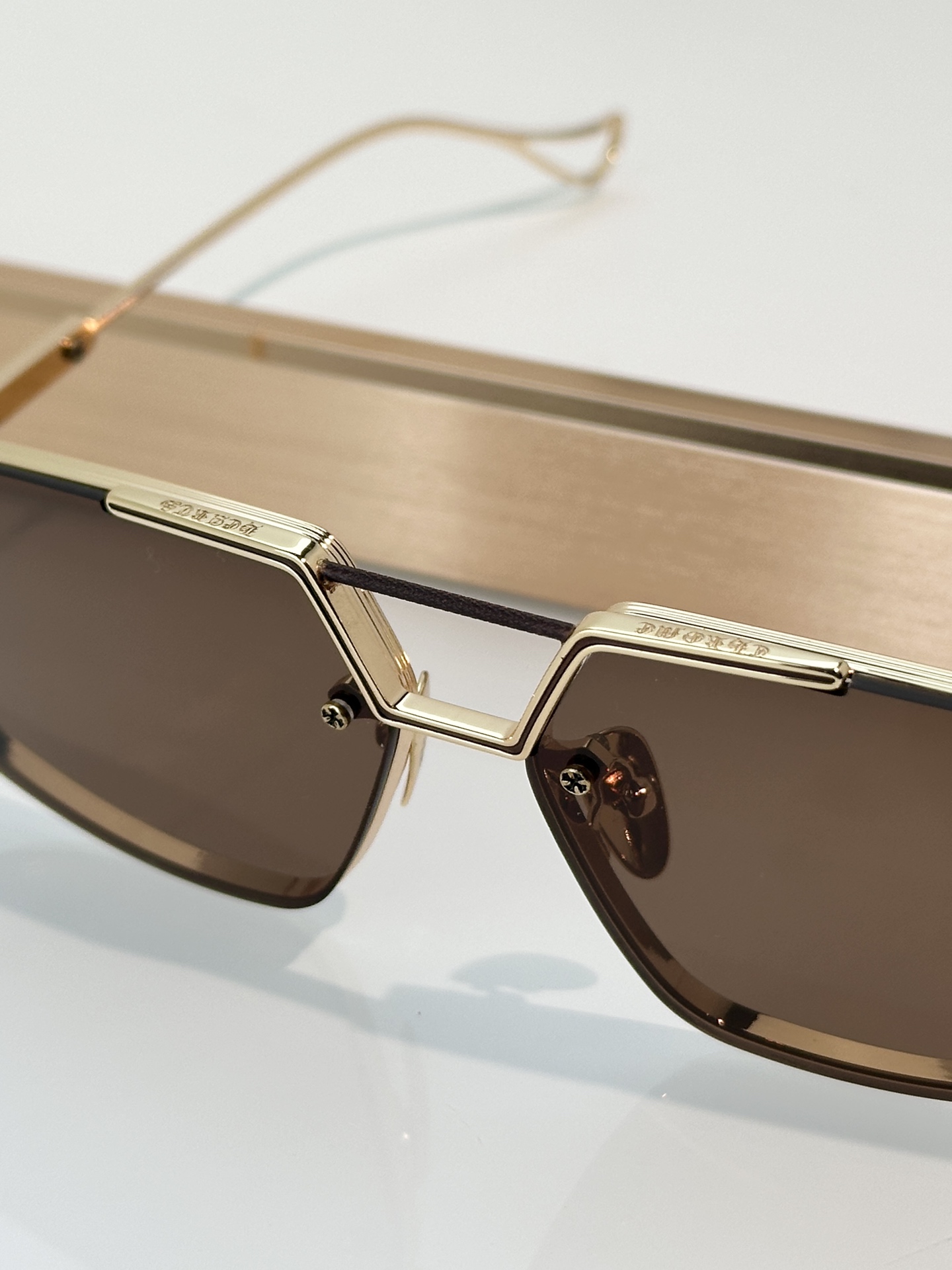 Designer Sunglasses LOVEROD