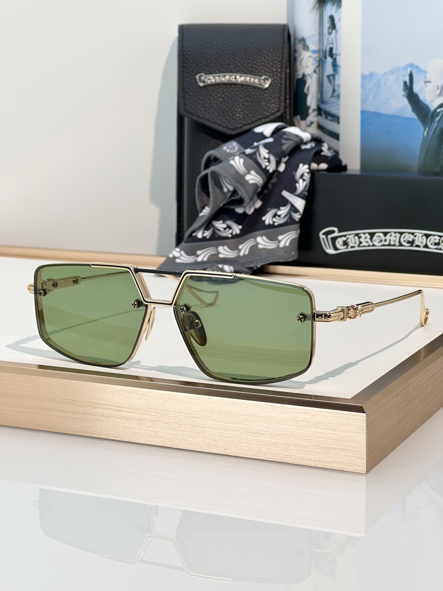 Designer Sunglasses LOVEROD