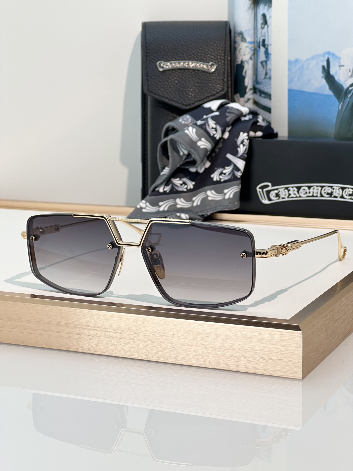 Designer Sunglasses LOVEROD