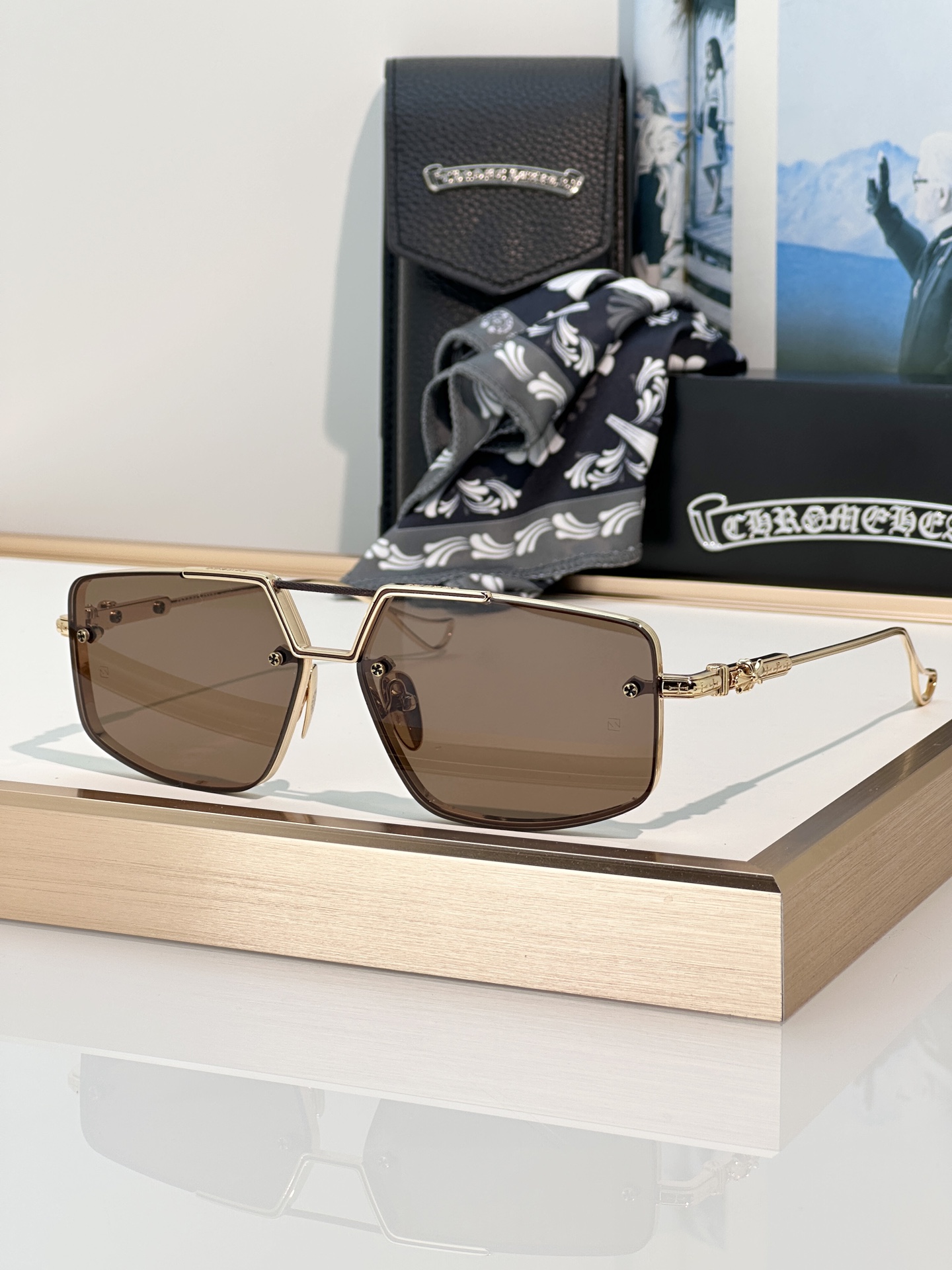 Designer Sunglasses LOVEROD