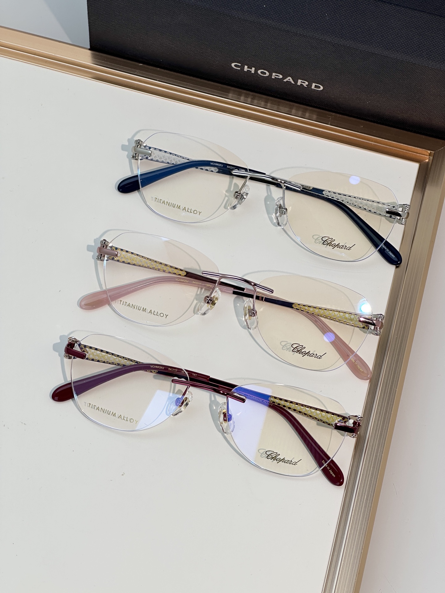 Designer Sunglasses VCHMI20J