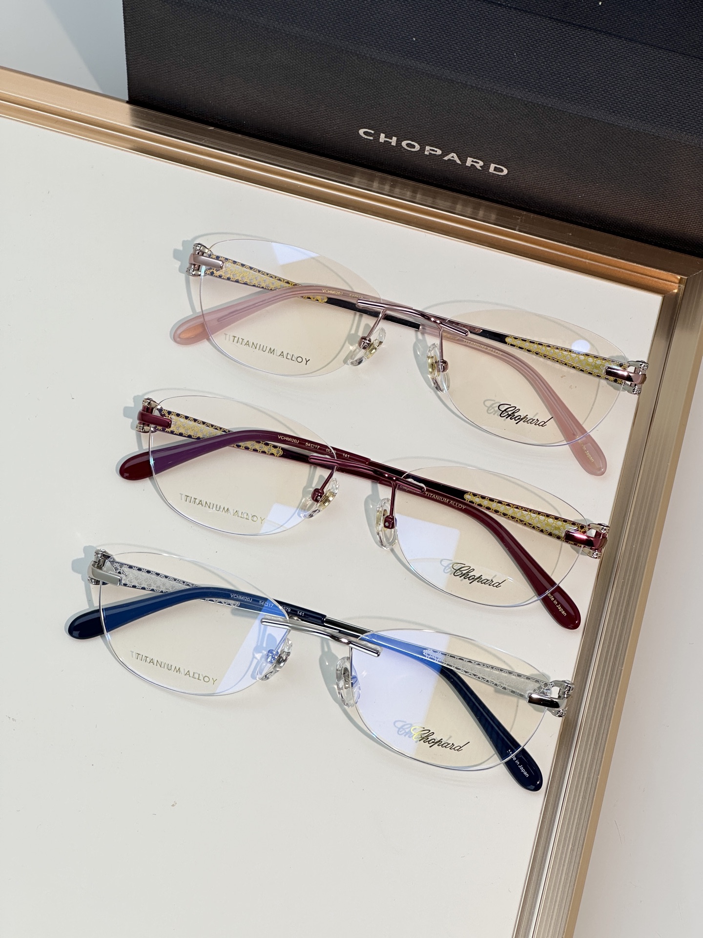 Designer Sunglasses VCHMI20J