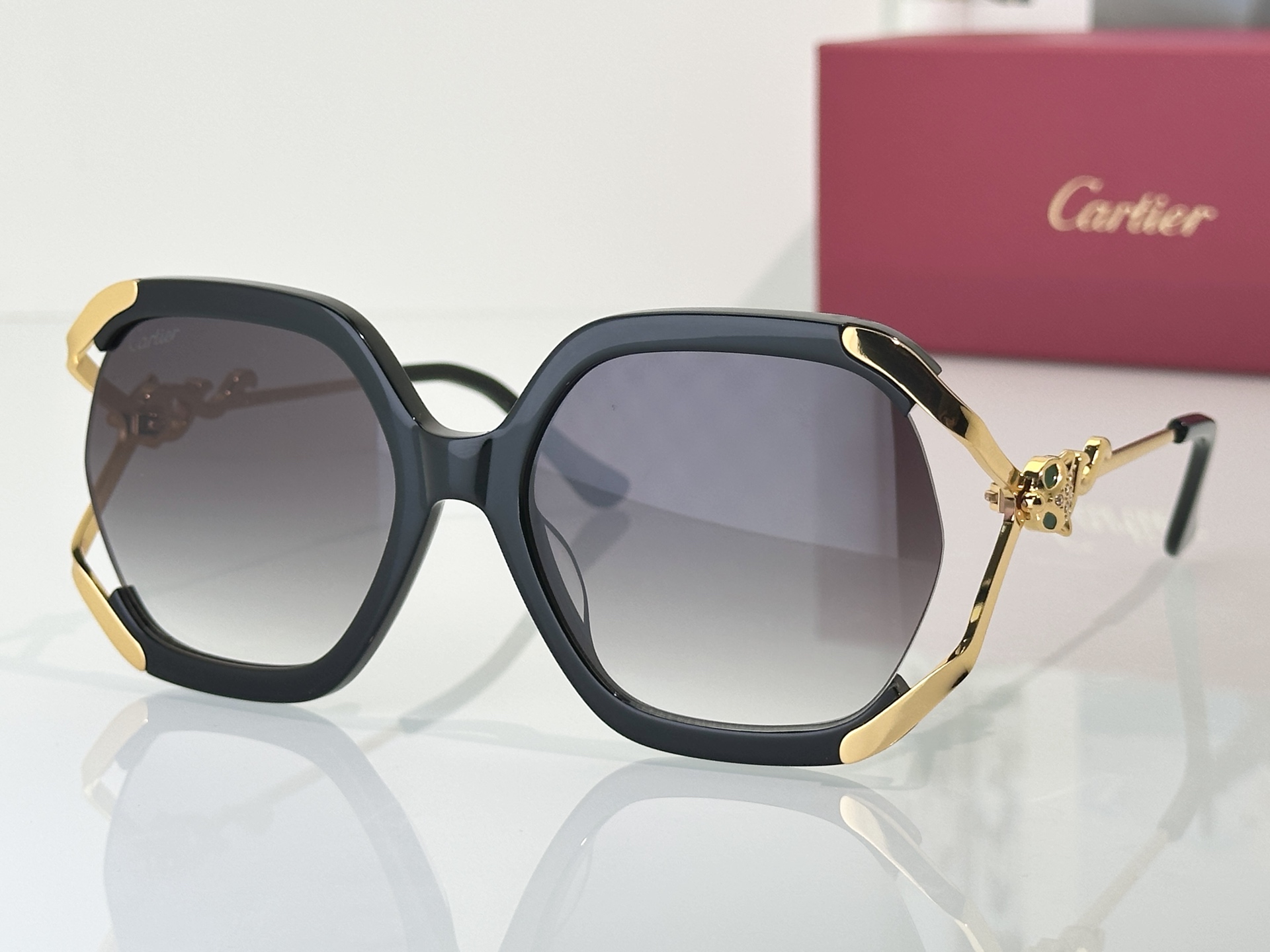 Cartier Sunglasses CT7188S