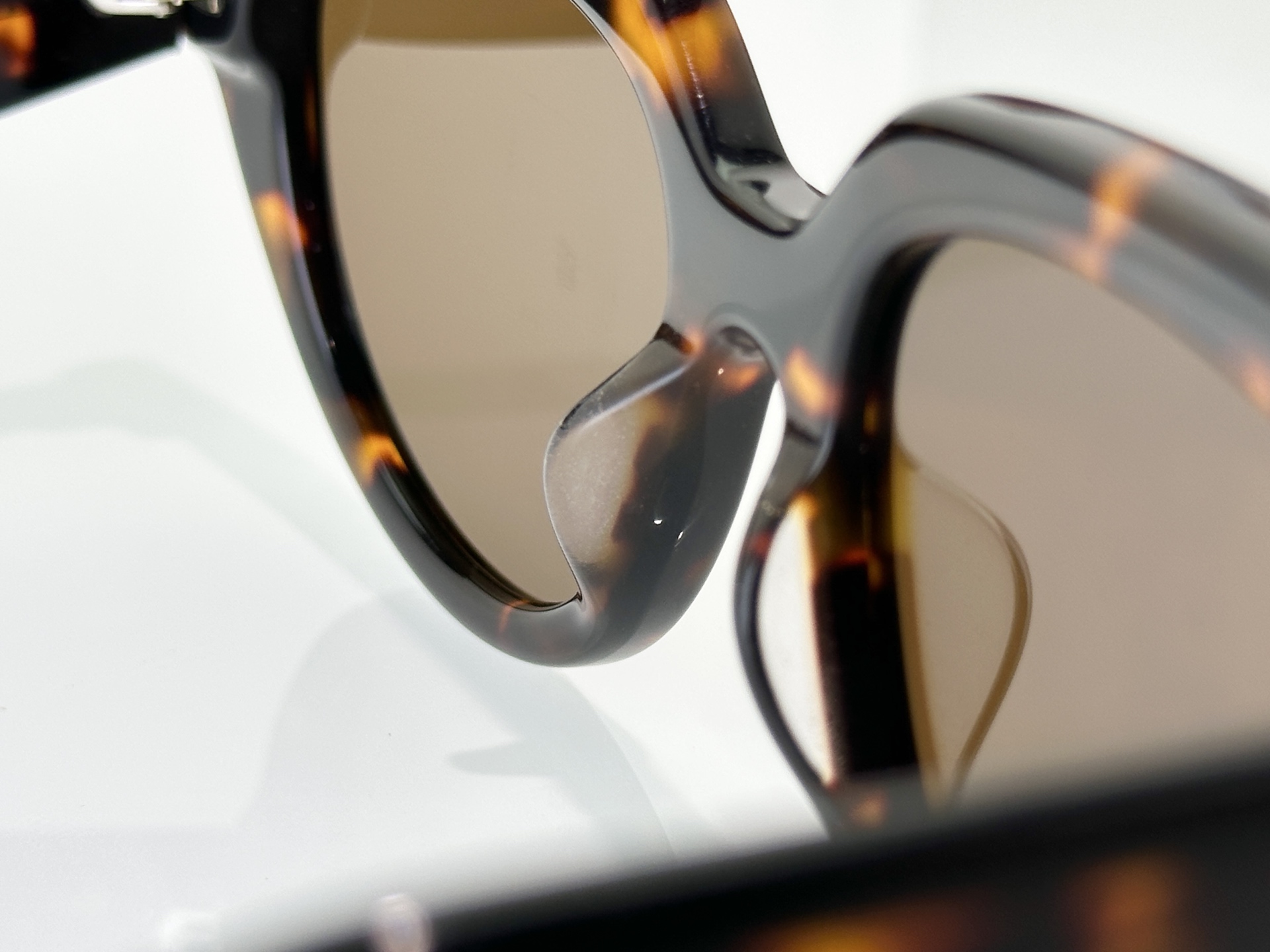 Prada Sunglasses PR2197S