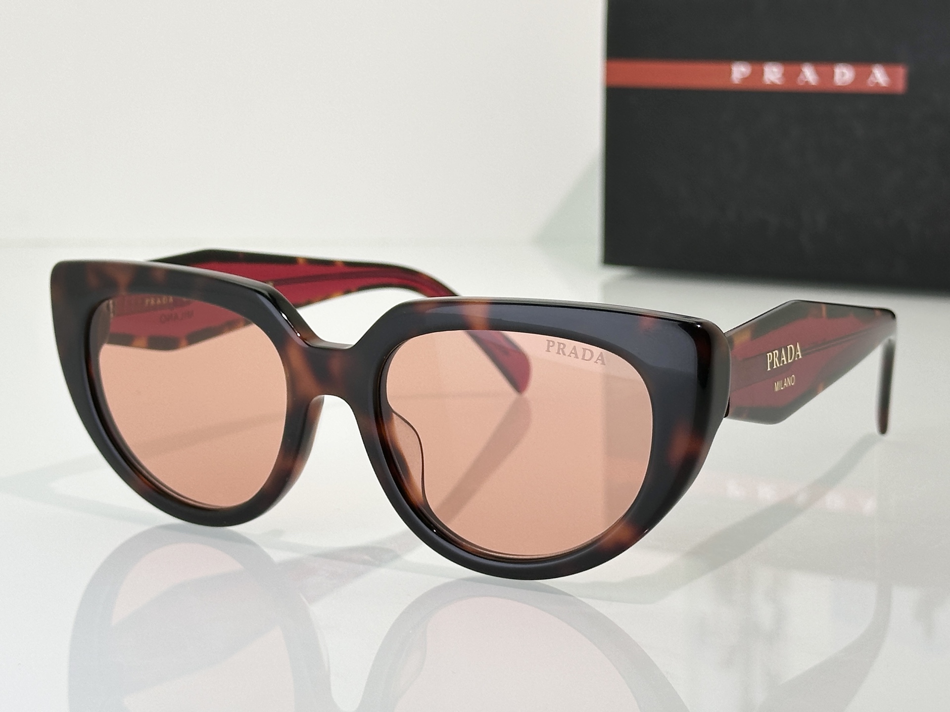 Prada Sunglasses PR2197S