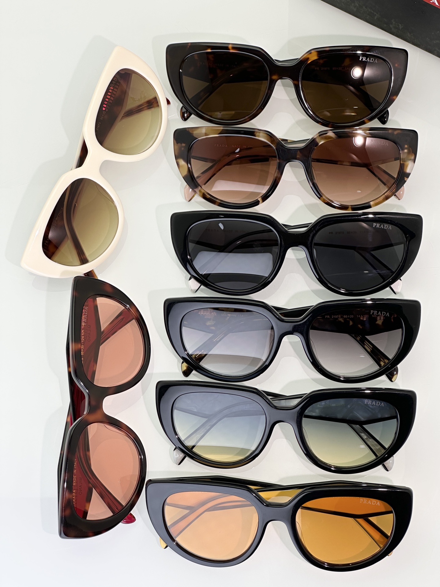 Prada Sunglasses PR2197S