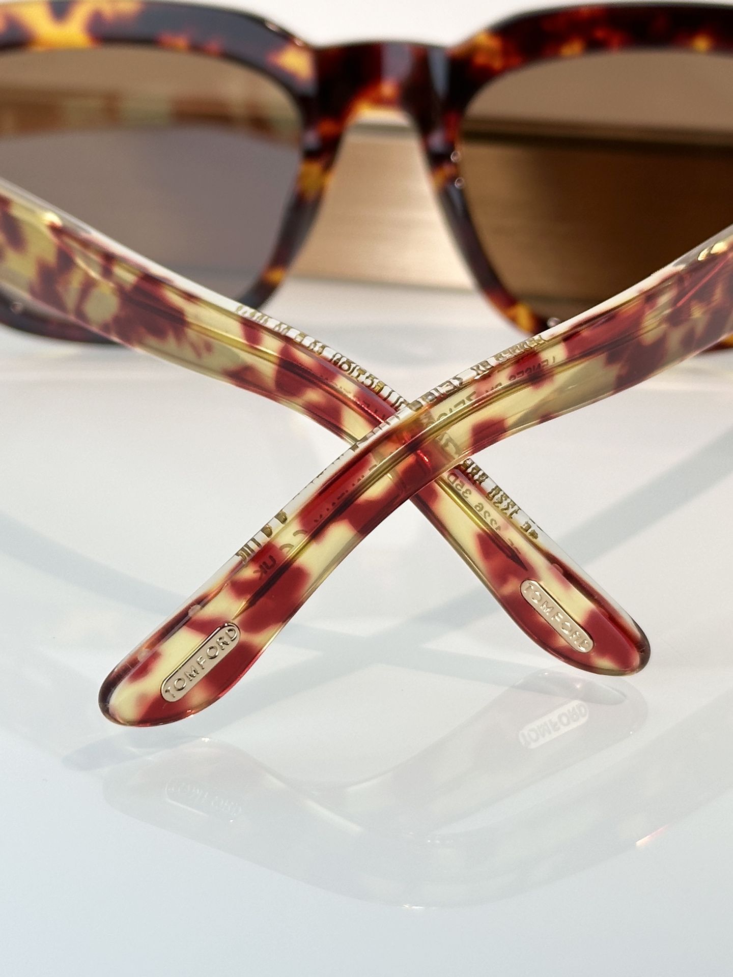 Designer Sunglasses TF1226