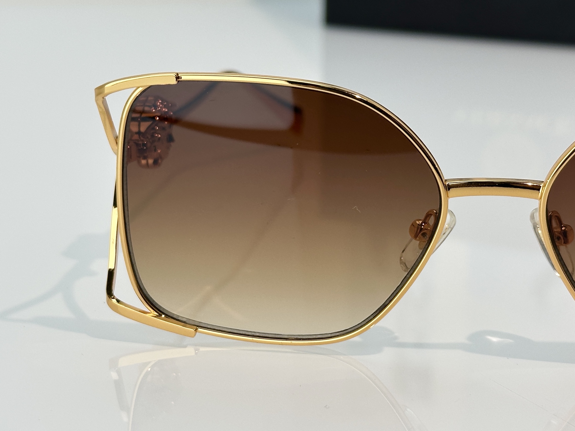 Designer Sunglasses VE1874
