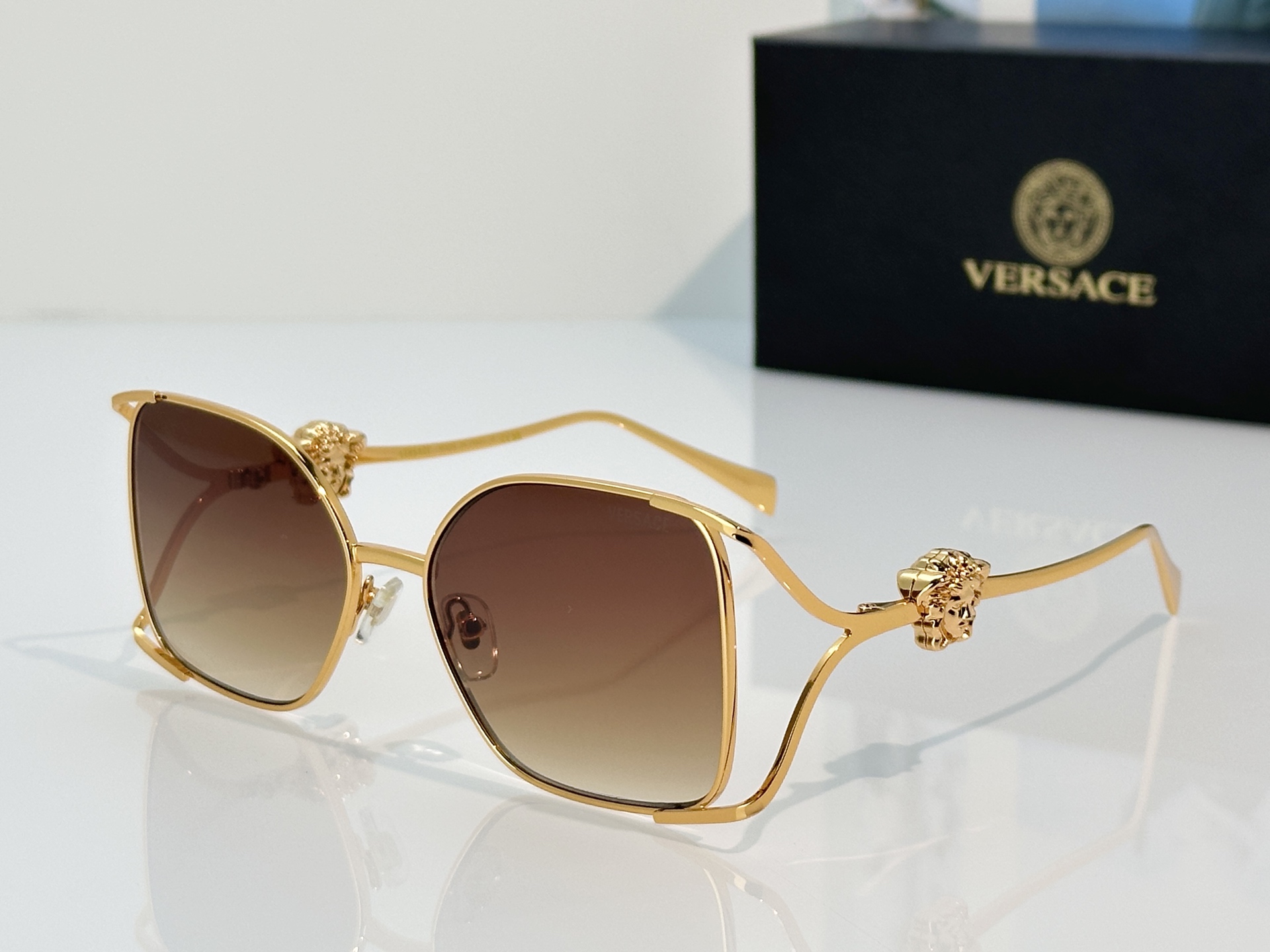 Designer Sunglasses VE1874