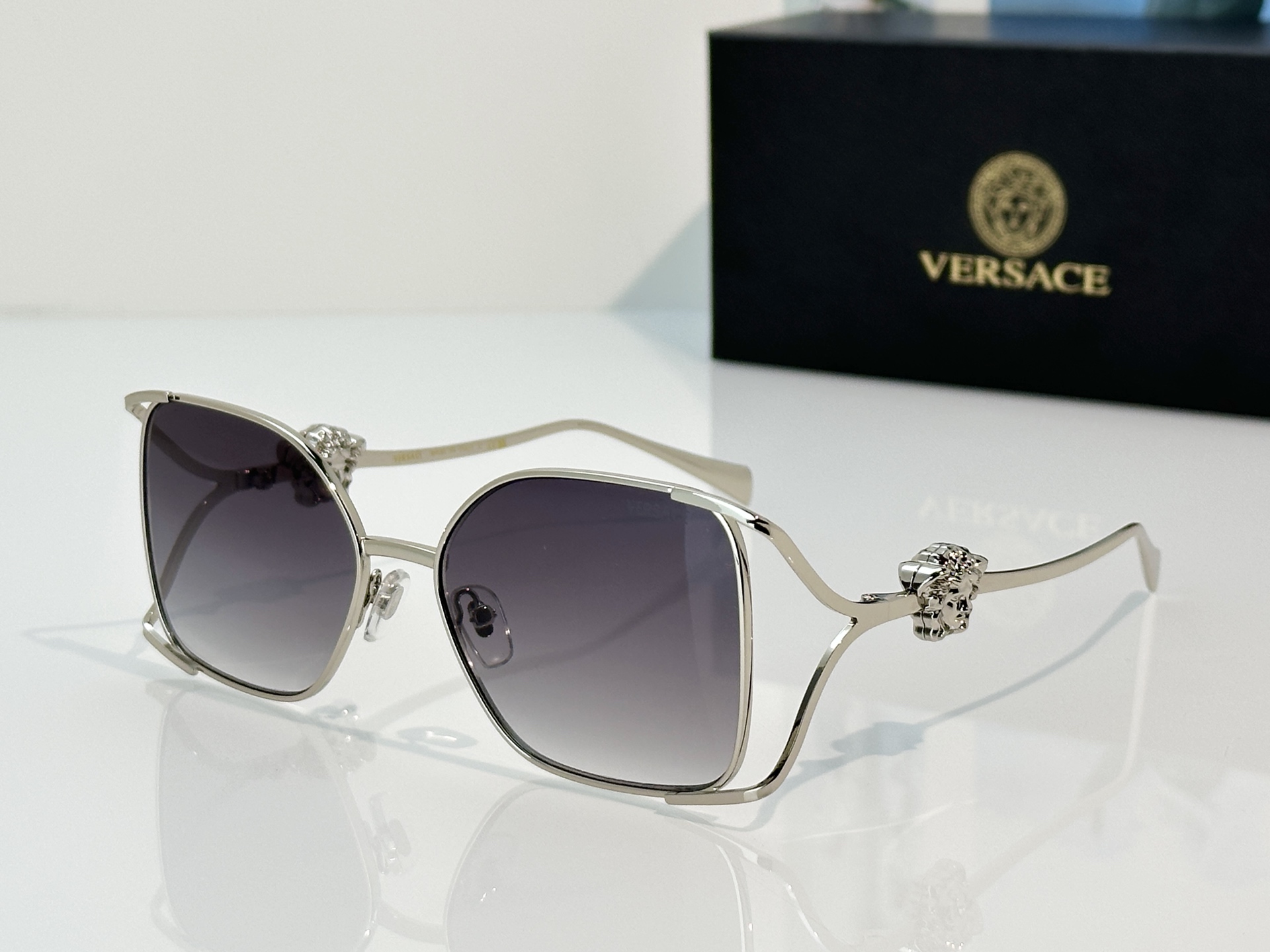 Designer Sunglasses VE1874