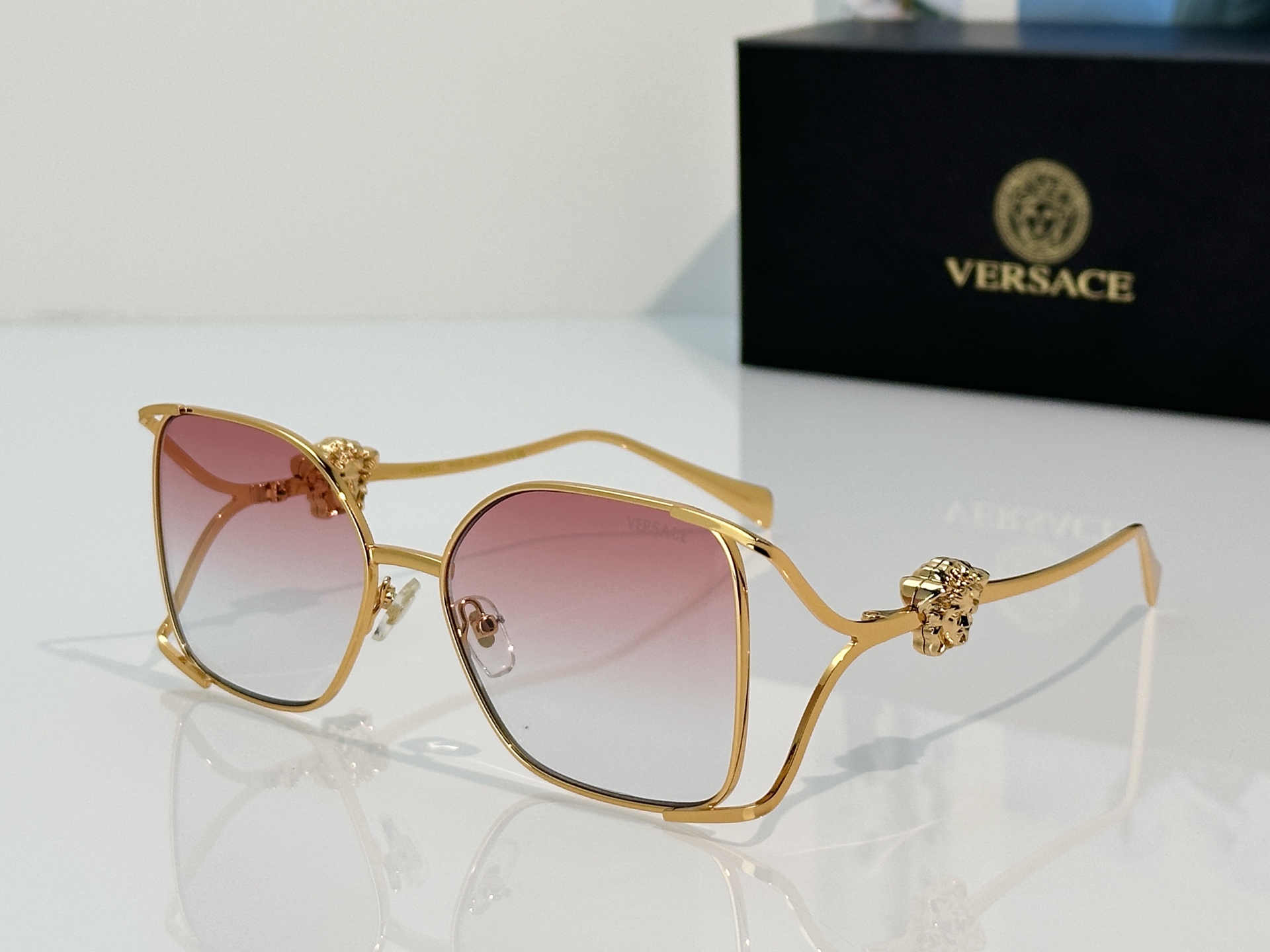 Designer Sunglasses VE1874