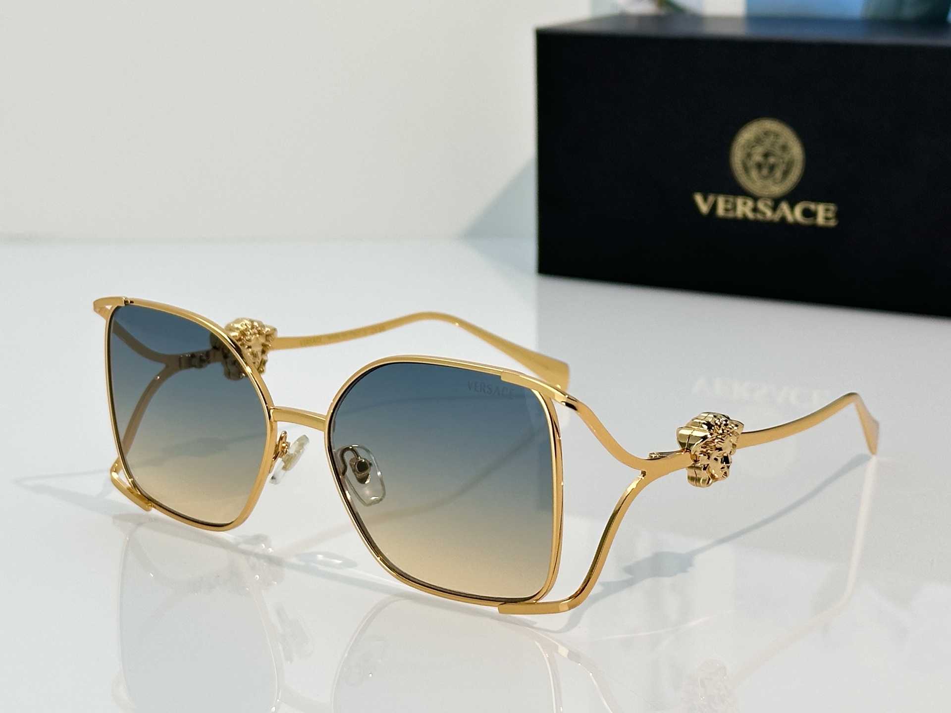 Designer Sunglasses VE1874