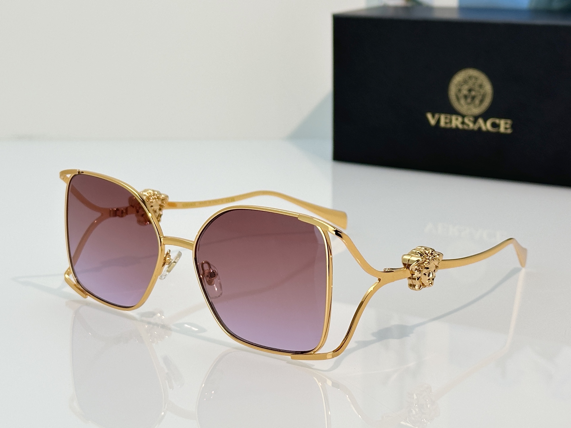 Designer Sunglasses VE1874