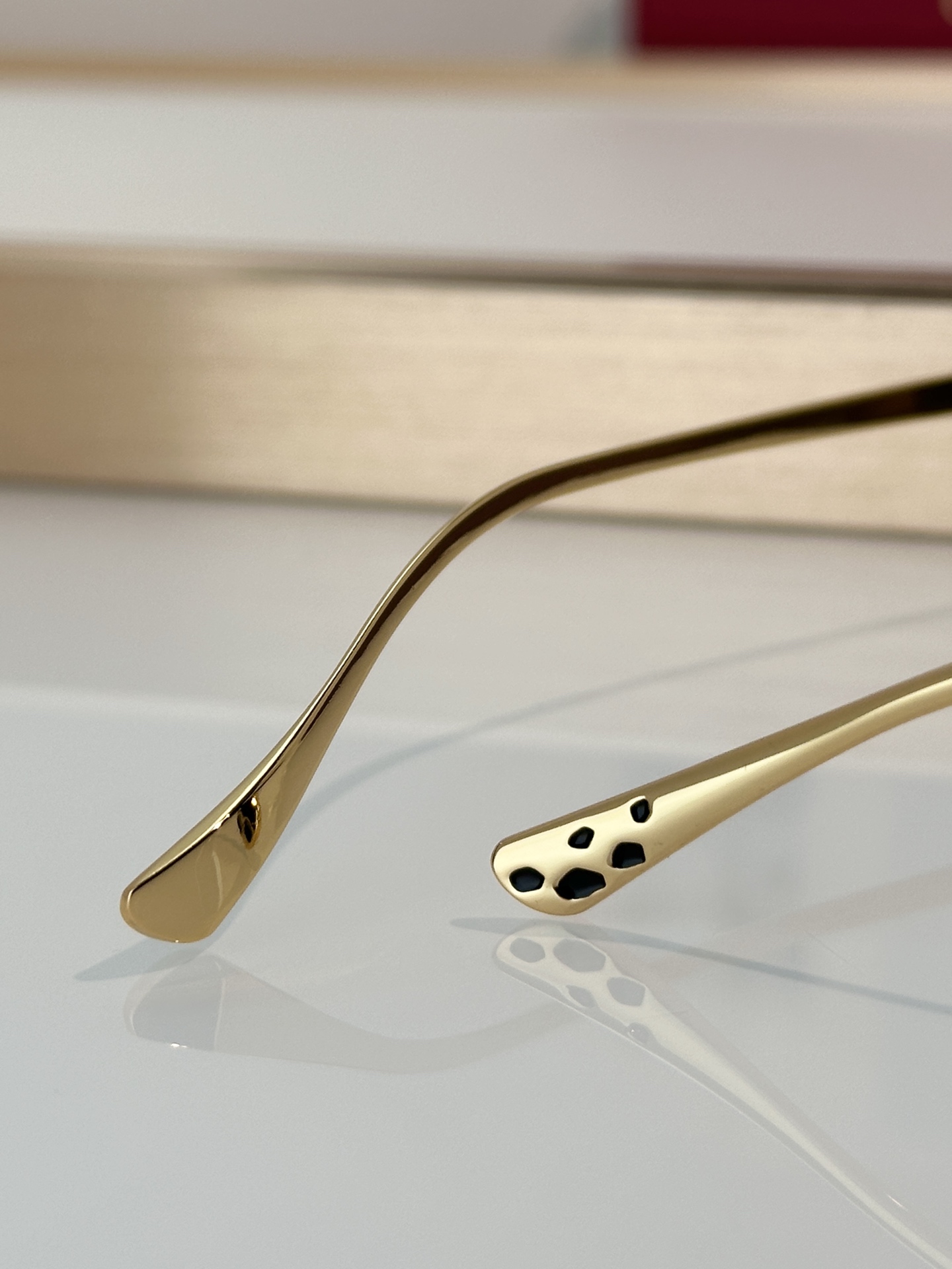 Designer Sunglasses CT0636S