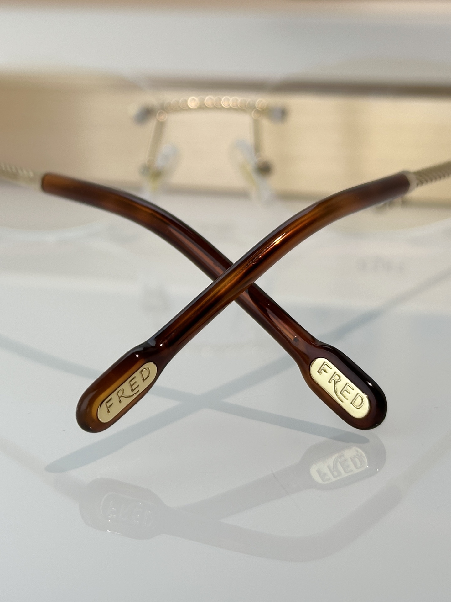 Designer Sunglasses FG50091U