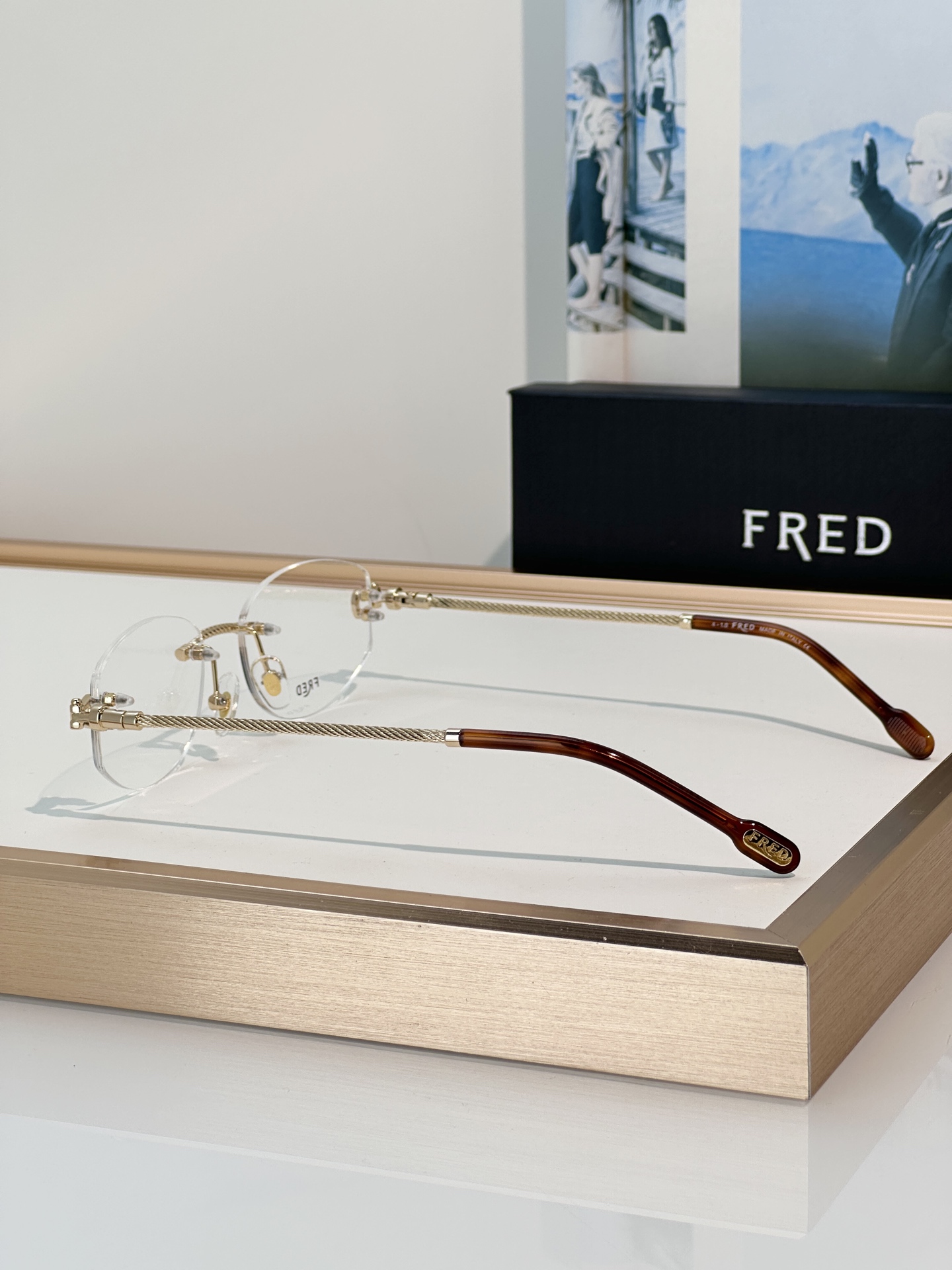 Designer Sunglasses FG50091U