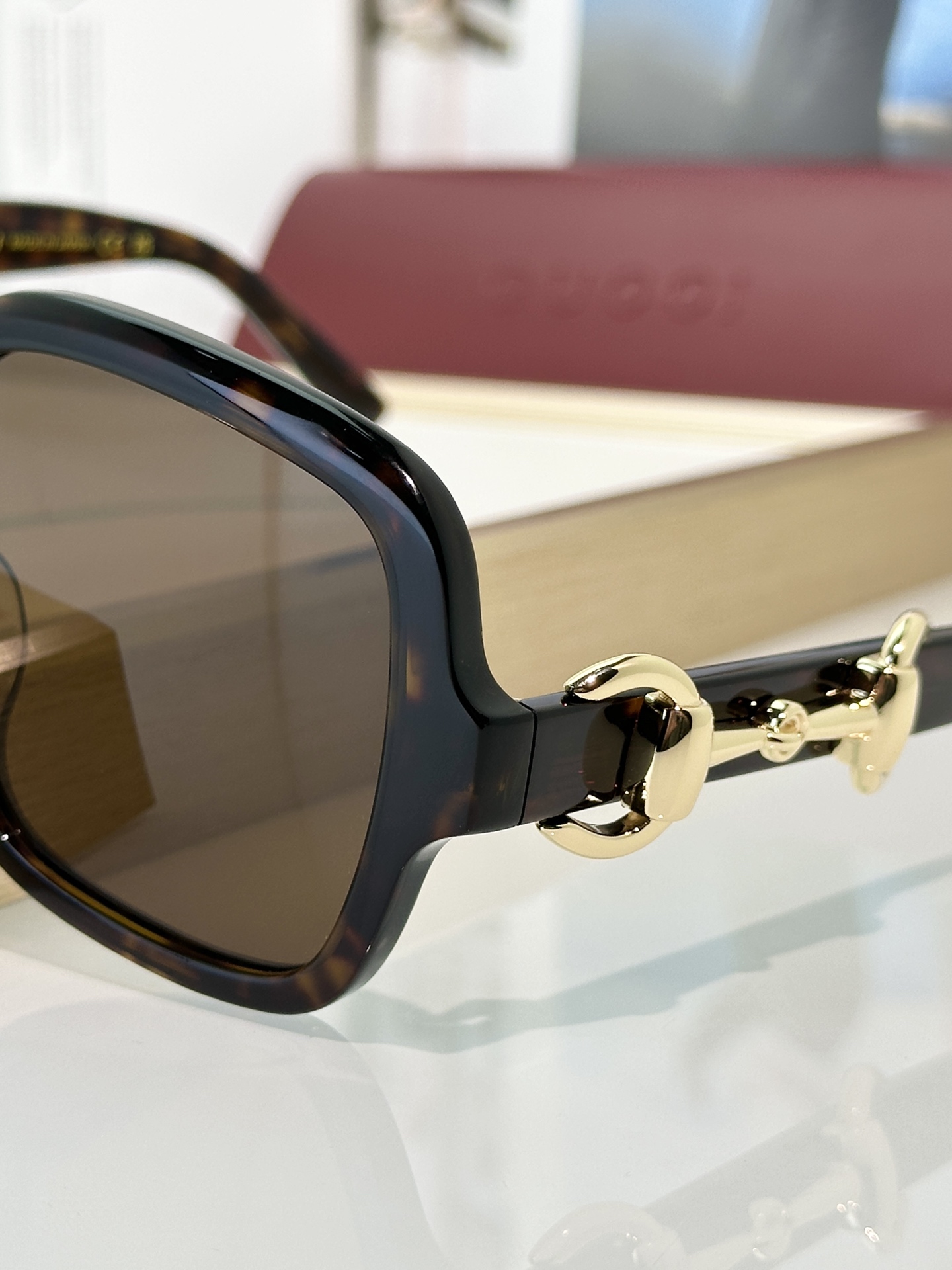 Gucci Sunglasses GG2215S