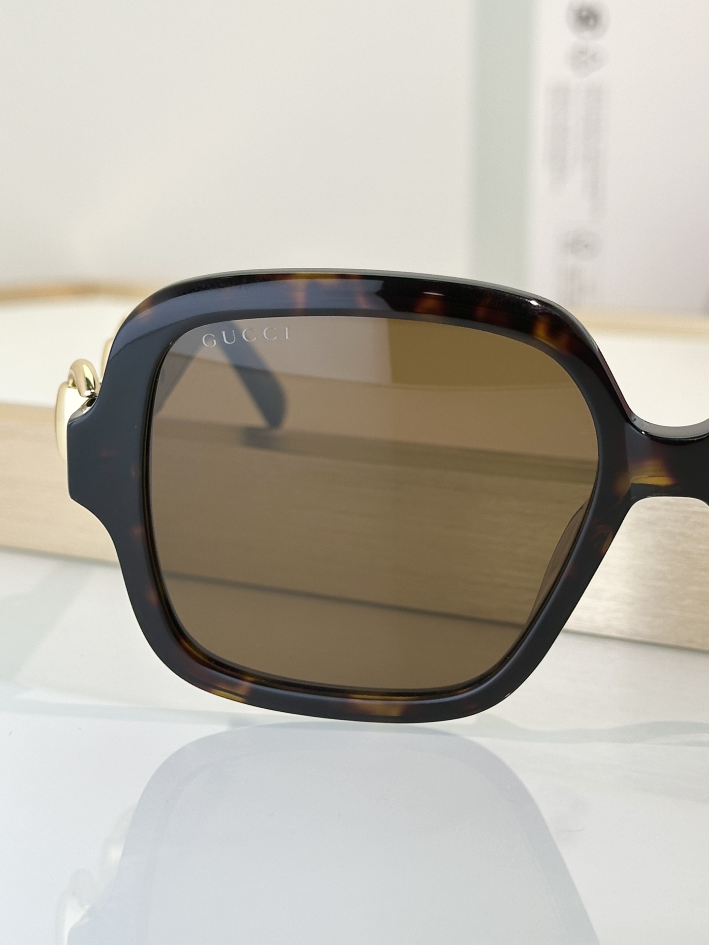Gucci Sunglasses GG2215S