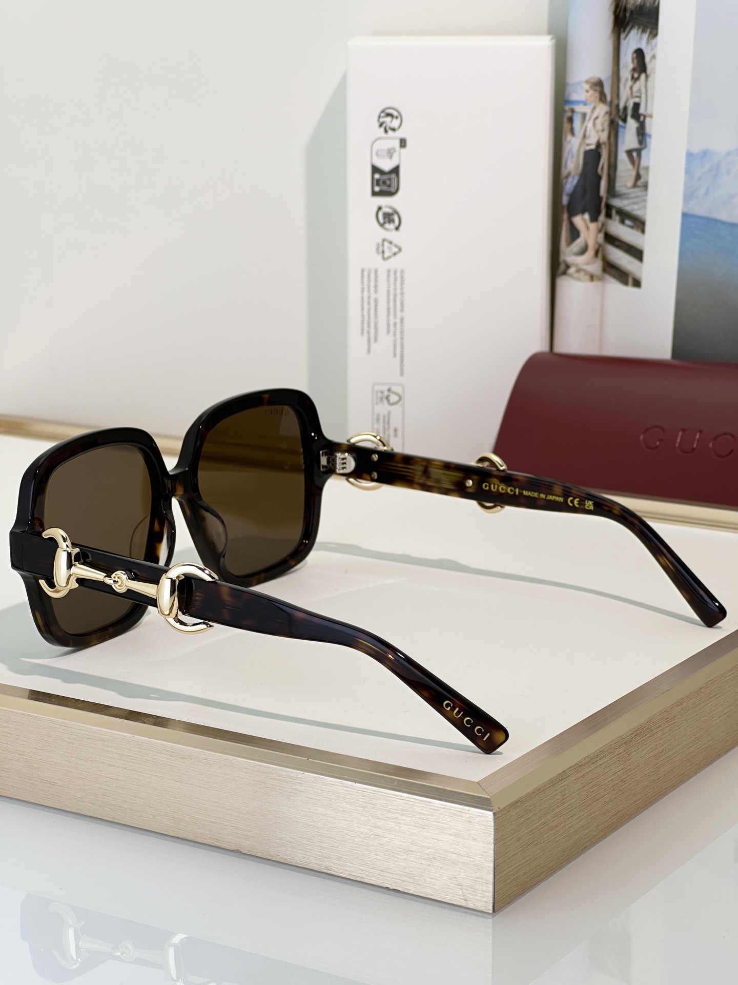Gucci Sunglasses GG2215S