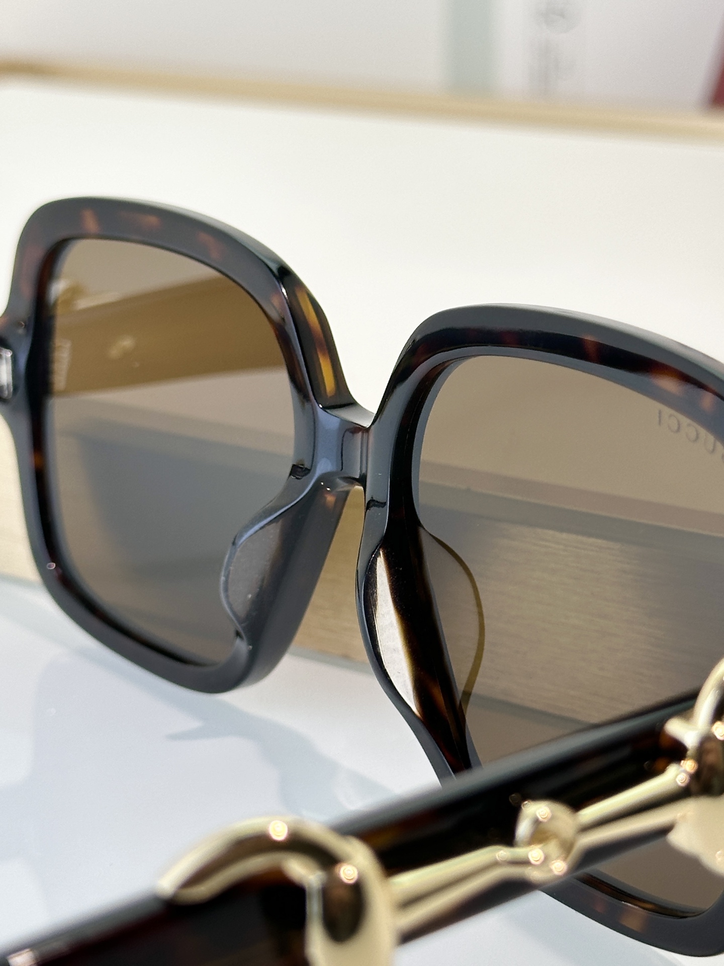 Gucci Sunglasses GG2215S
