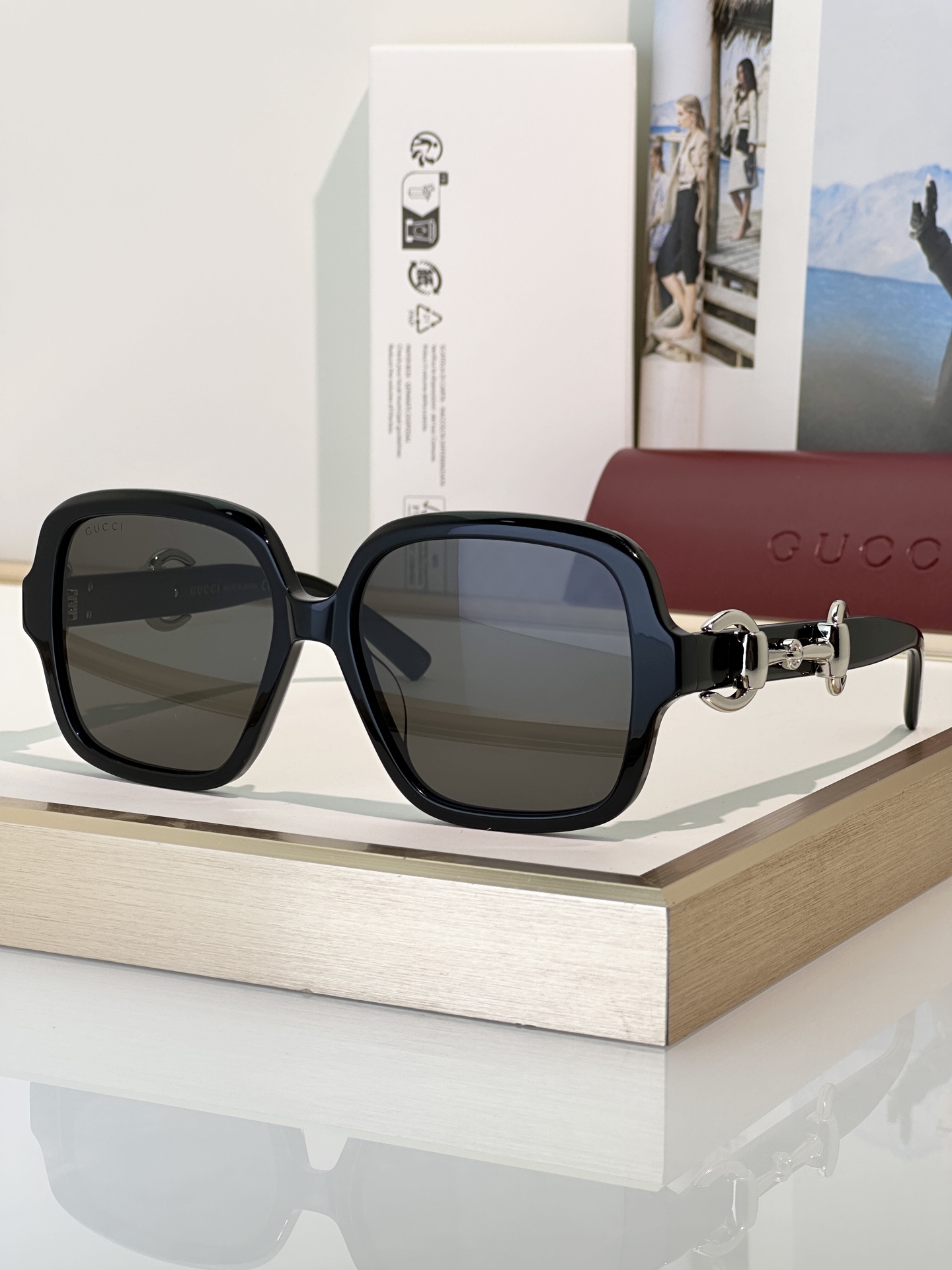 Gucci Sunglasses GG2215S