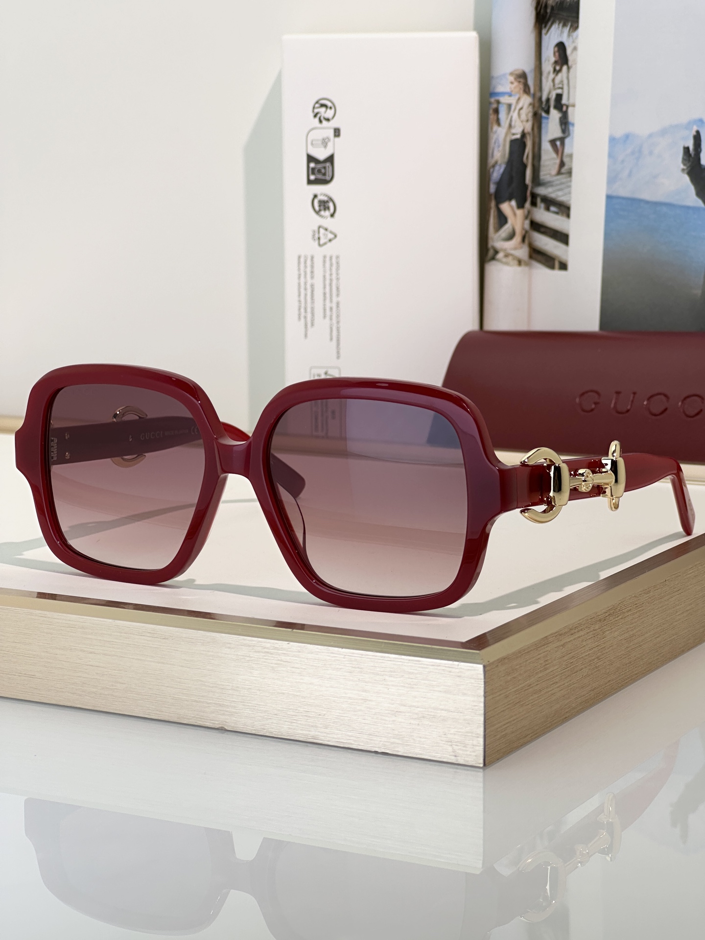 Gucci Sunglasses GG2215S