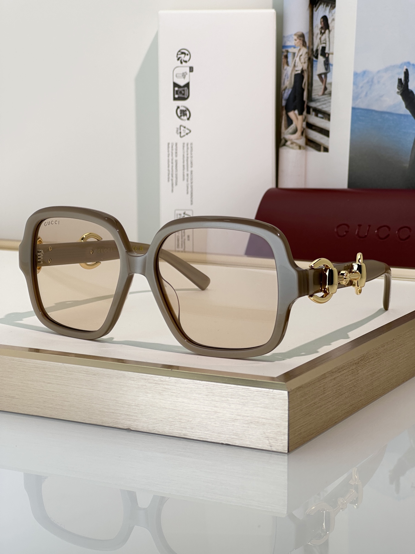 Gucci Sunglasses GG2215S