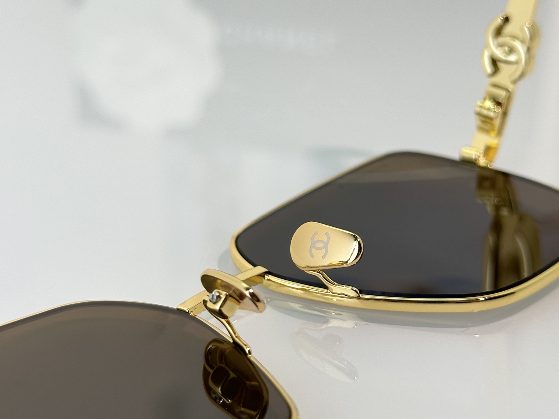Chanel Sunglasses CH2230