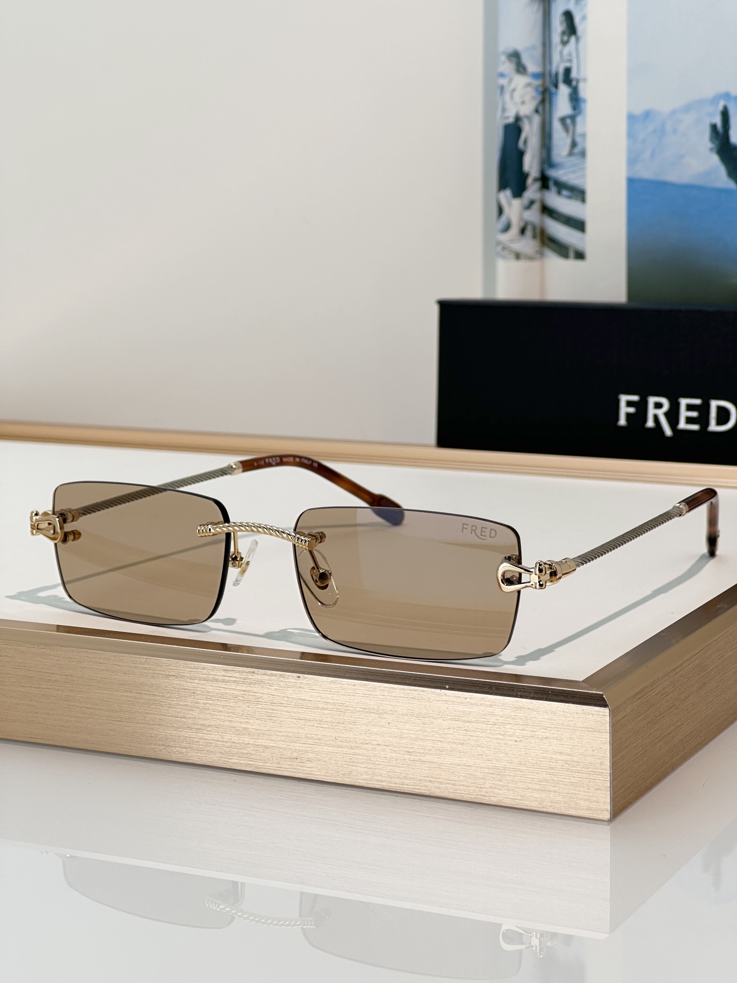 Designer Sunglasses FG40092U