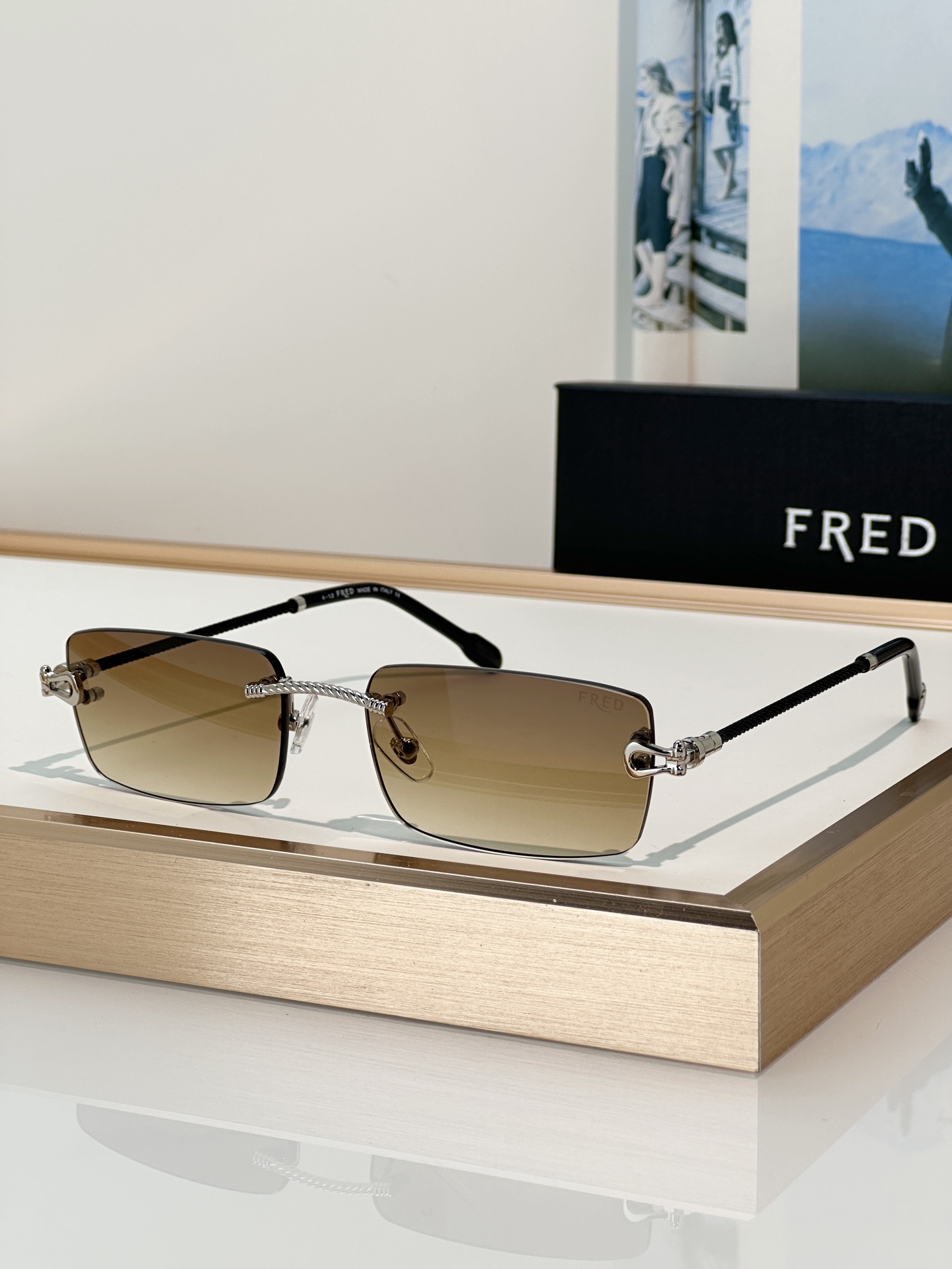 Designer Sunglasses FG40092U