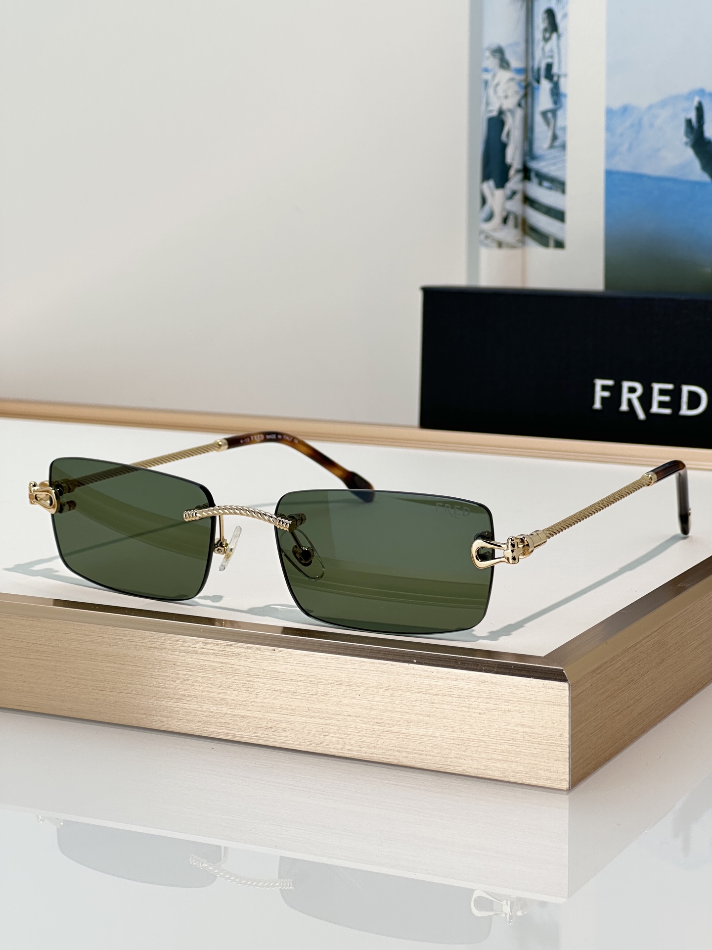 Designer Sunglasses FG40092U