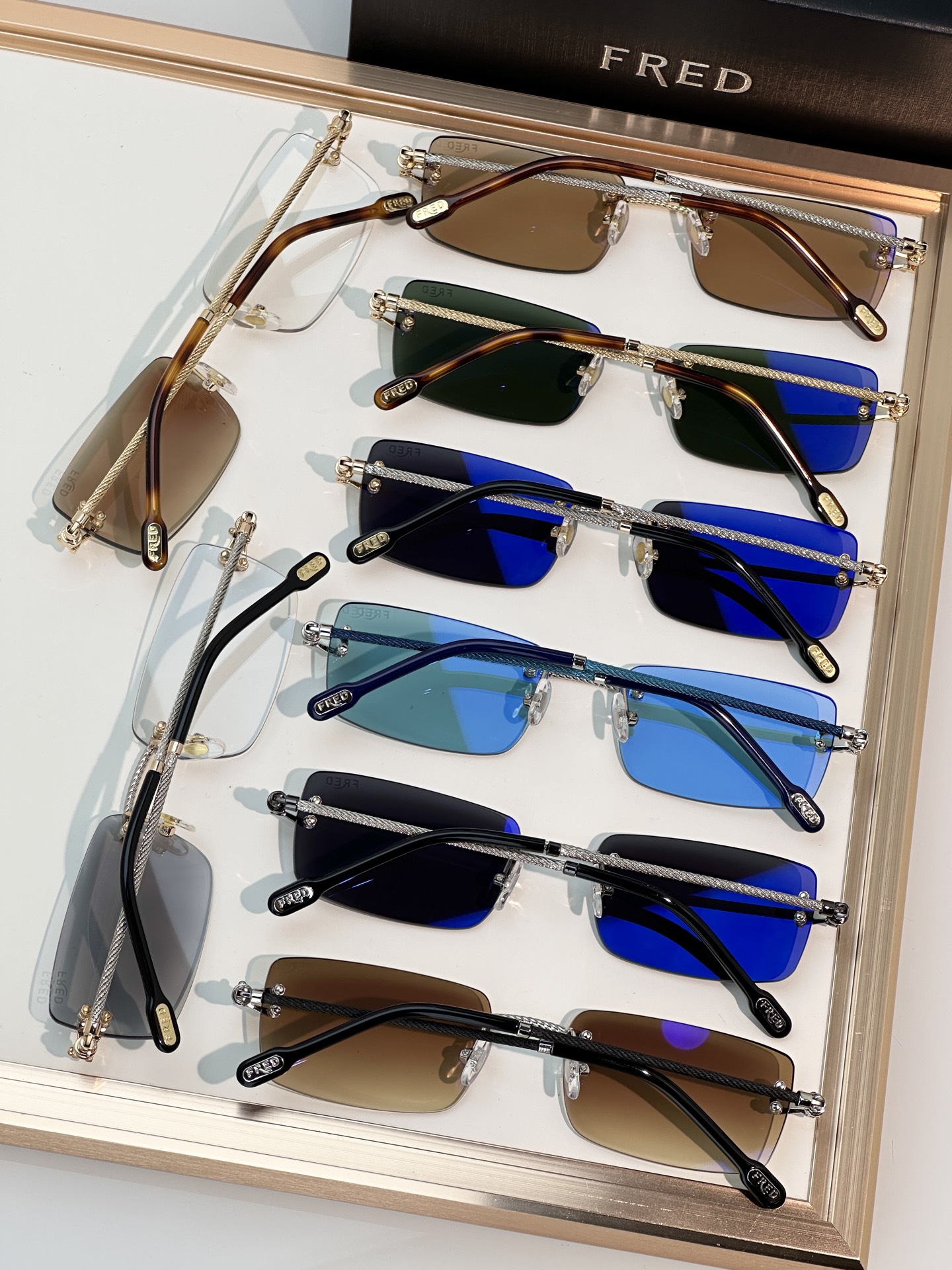 Designer Sunglasses FG40092U