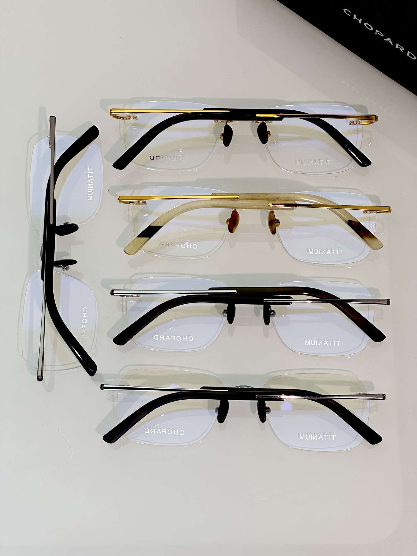Designer Sunglasses VCHM20J