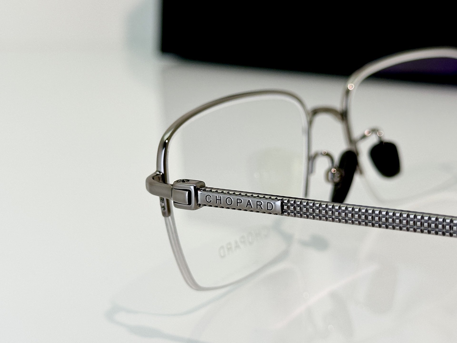 Designer Sunglasses VCHL94D