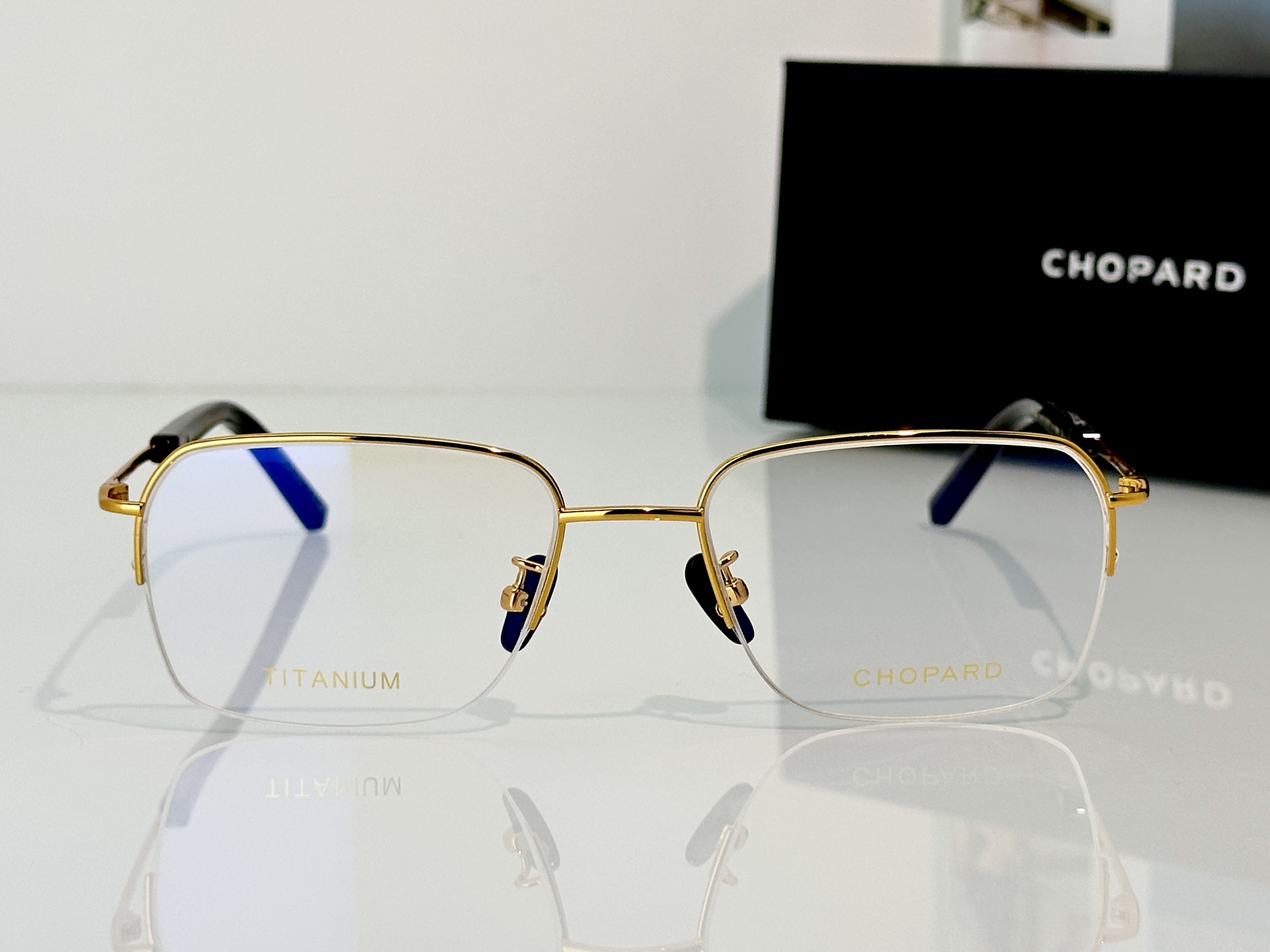 Designer Sunglasses VCHG98J